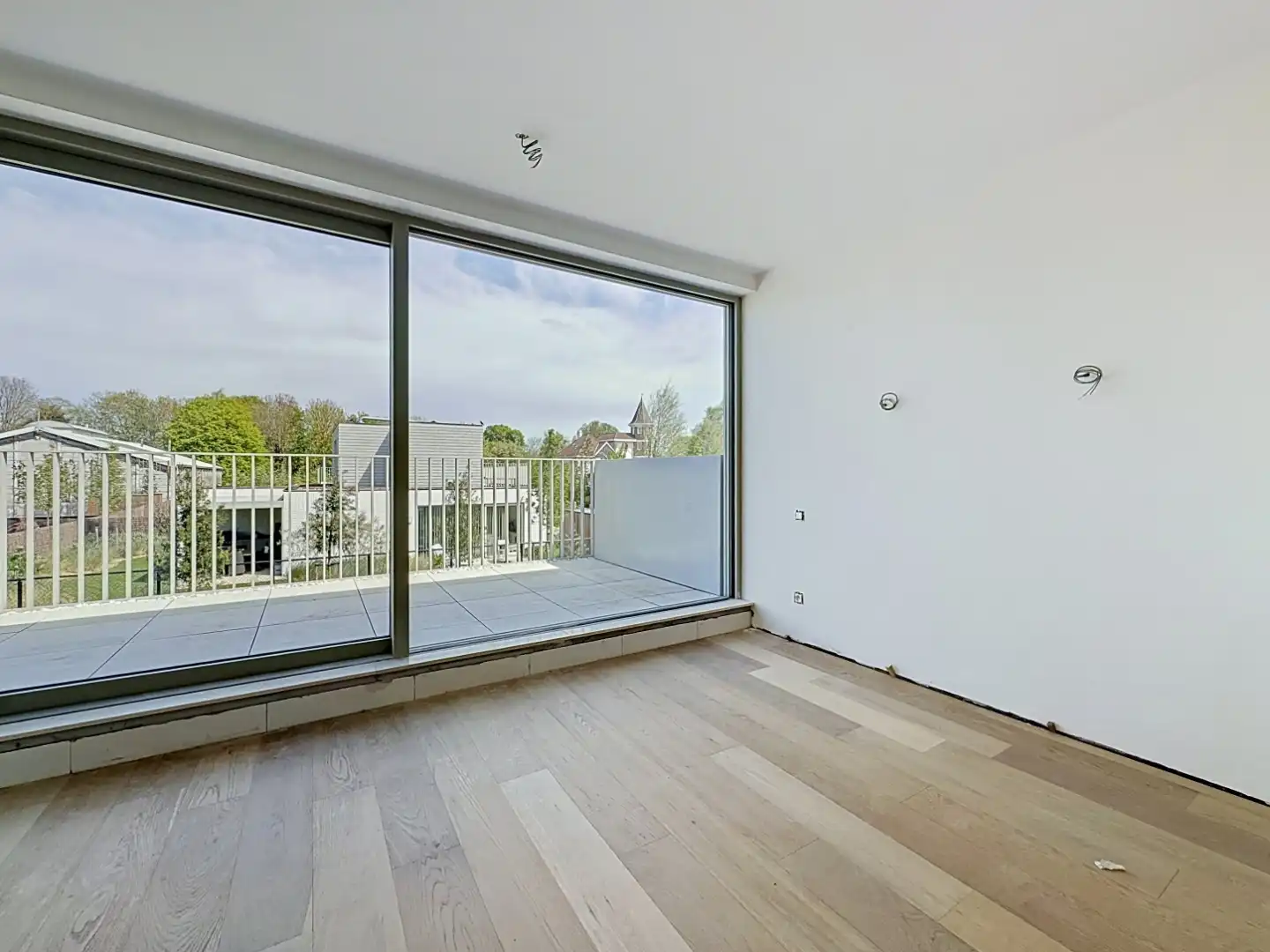 Ruim nieuwbouw appartement te Sint-Idesbald. foto 3