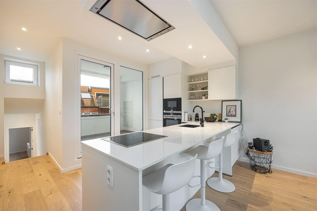Luxueus gerenoveerd duplexappartement foto 3