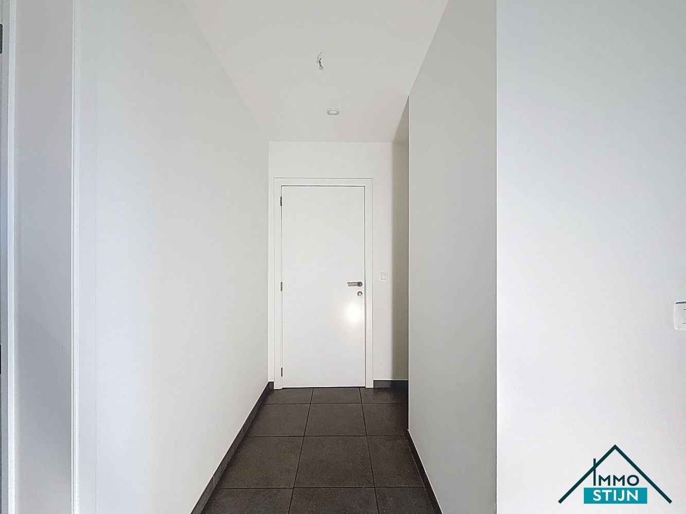 Lichtrijk appartement met 2 slaapkamers foto 2