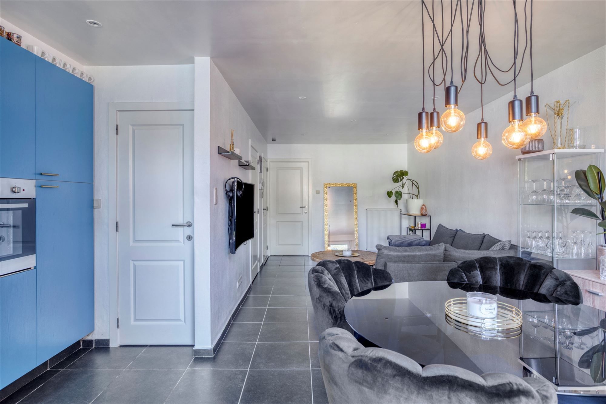 Gelijkvloers appartement met zonnige tuin (80m²) in Wilrijk foto 4