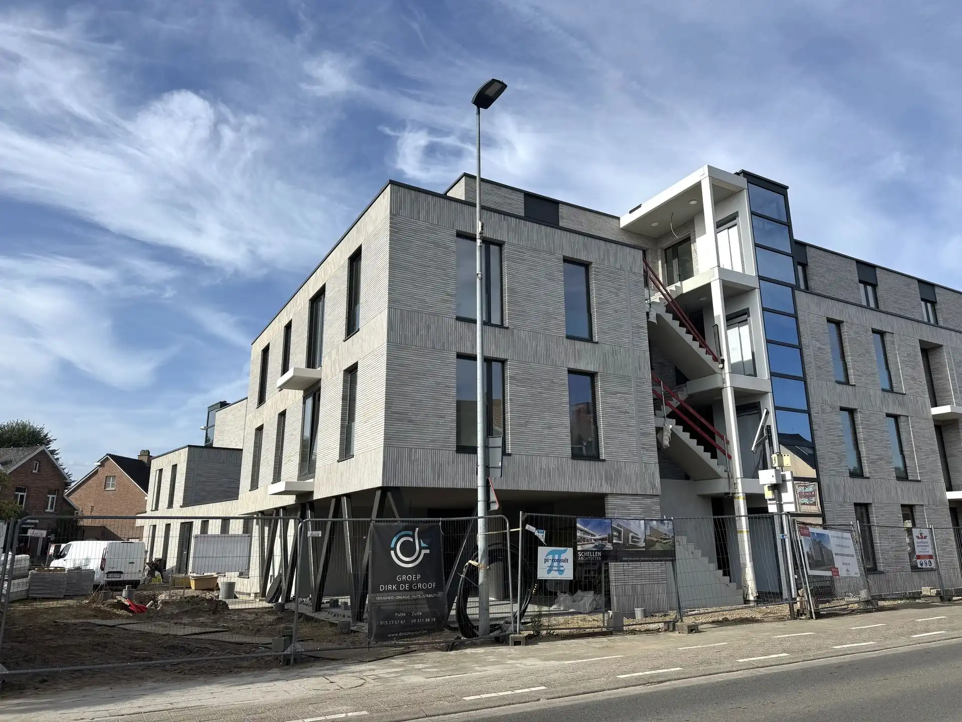 Appartement foto {{pictureIndex}}