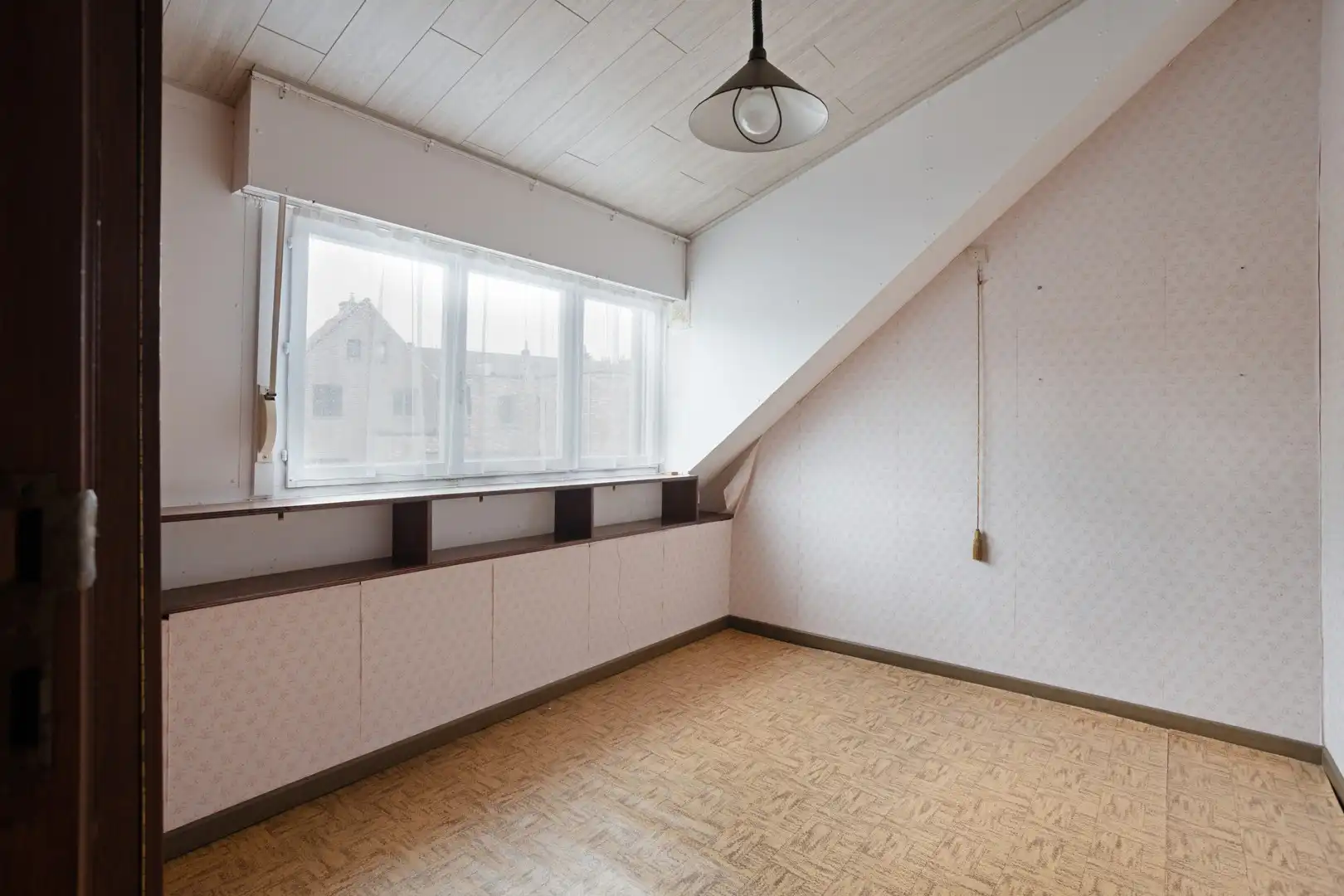 Rustig gelegen renovatiewoning, met 4 slaapkamers en een bewoonbare oppervlakte van 164 m² foto 21