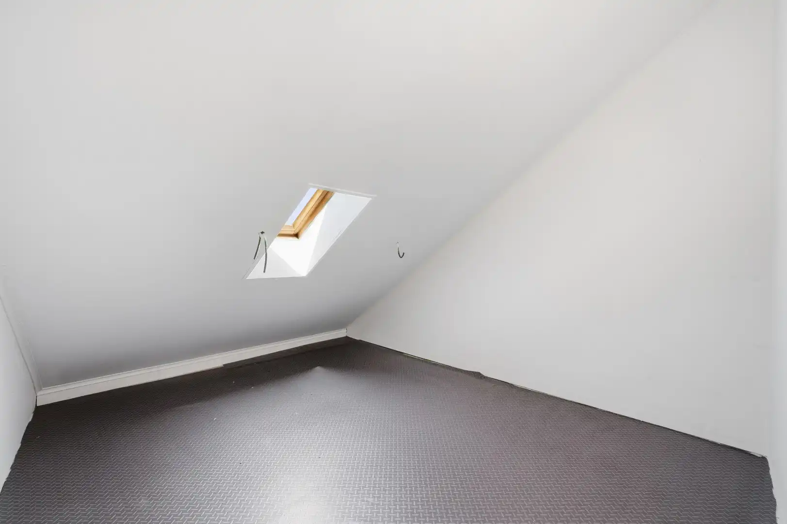 Op te frissen rijwoning op een goede locatie te Tienen foto 14