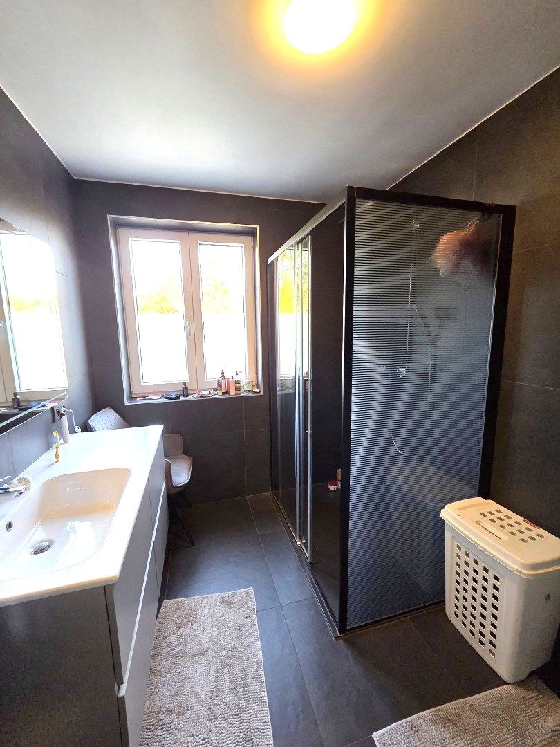 Moderne driegevelwoning met tuin en EPC A in Grimbergen. foto 16