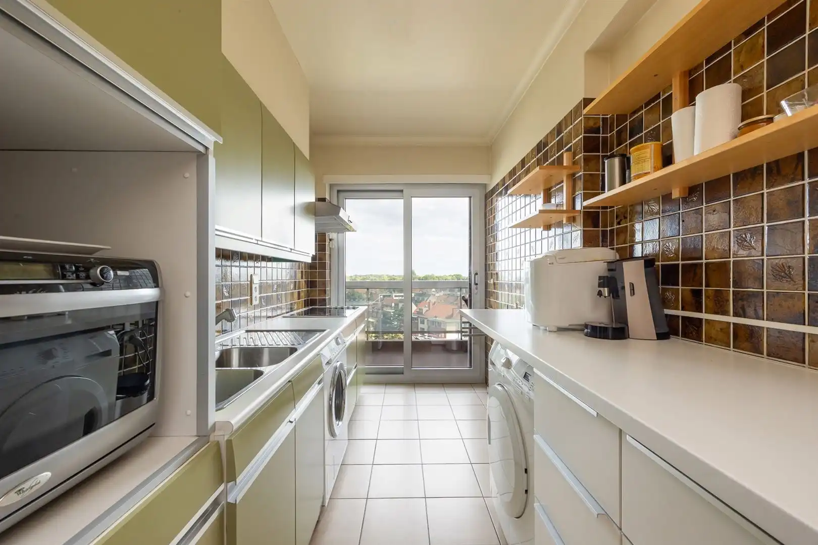 Panoramisch hoekappartement met 2 slaapkamers en xl-garage  foto 11
