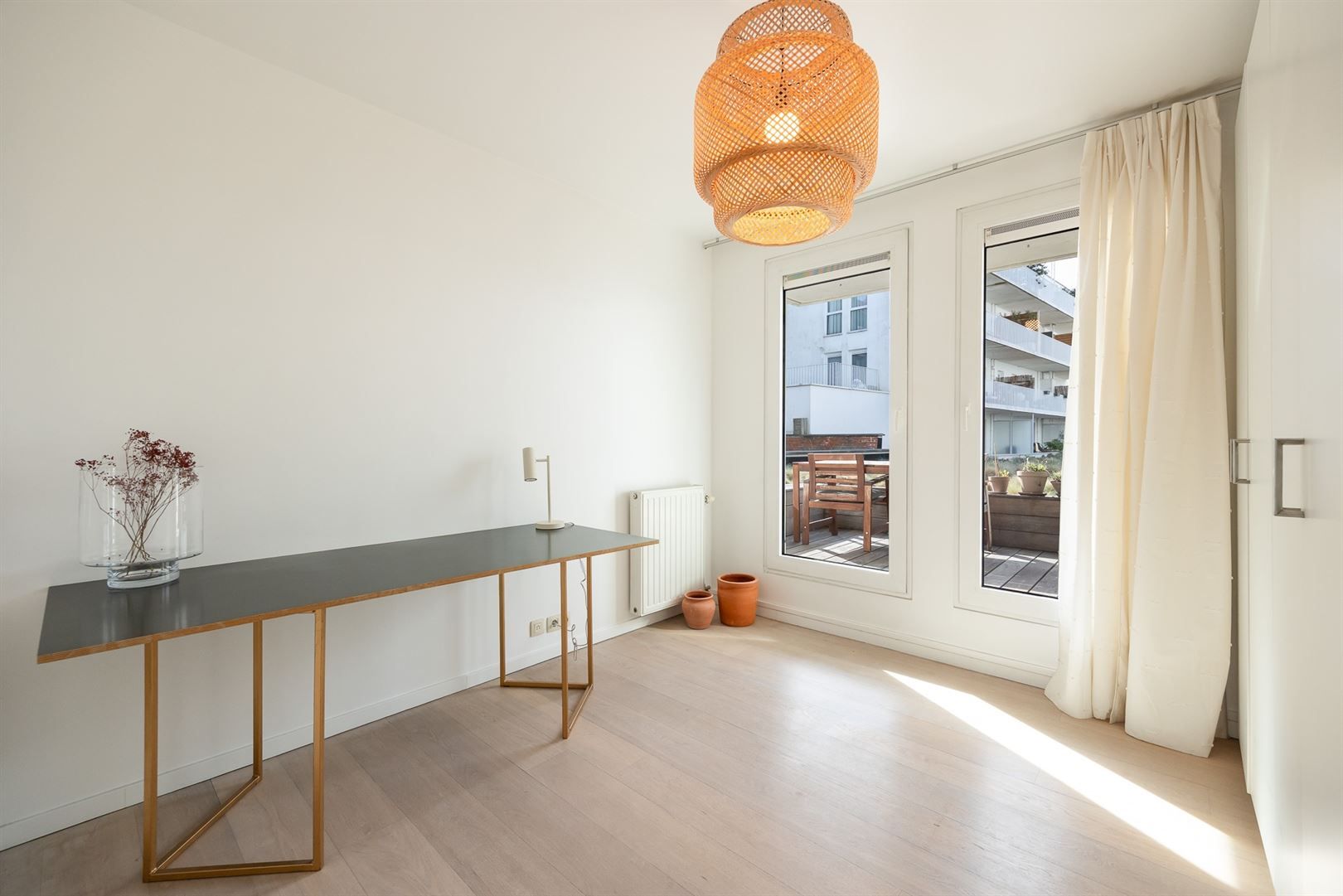 Modern appartement met terrassen foto 12