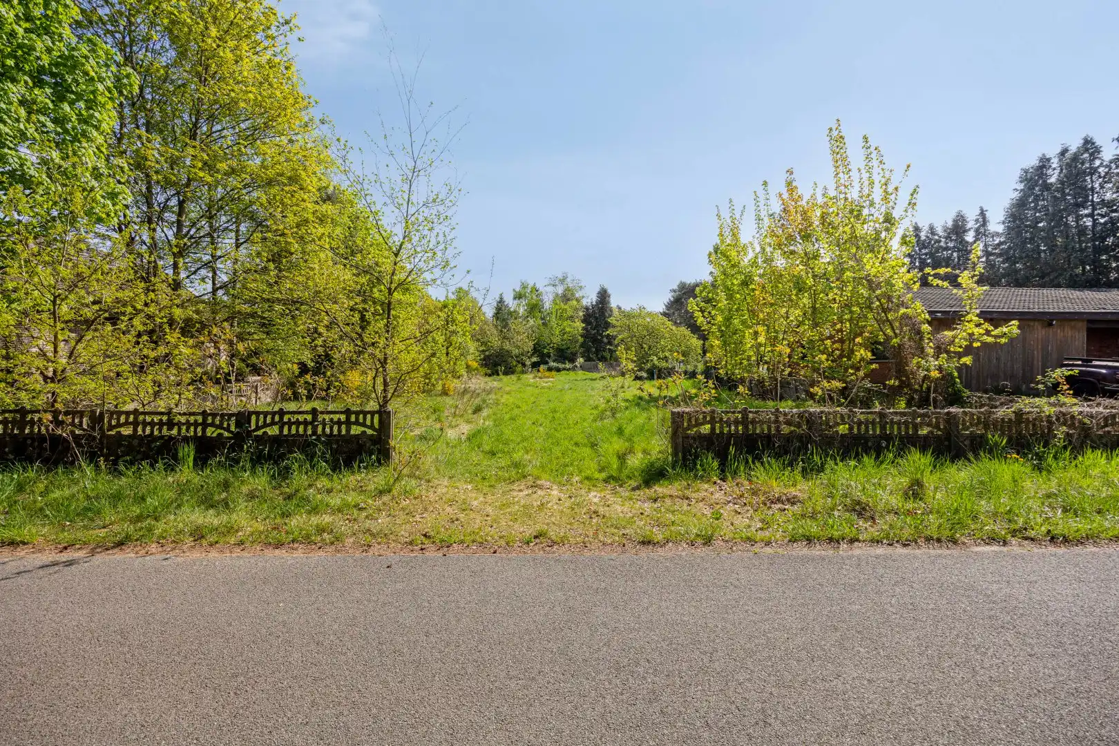 Prachtig gelegen bouwgrond van 1.277 m² voor ruime open bebouwing ! foto 7