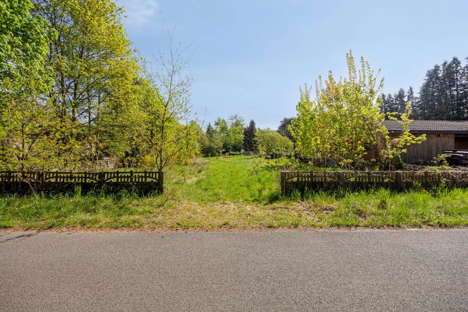 Prachtig gelegen bouwgrond van 1.277 m² voor ruime open bebouwing ! foto 7
