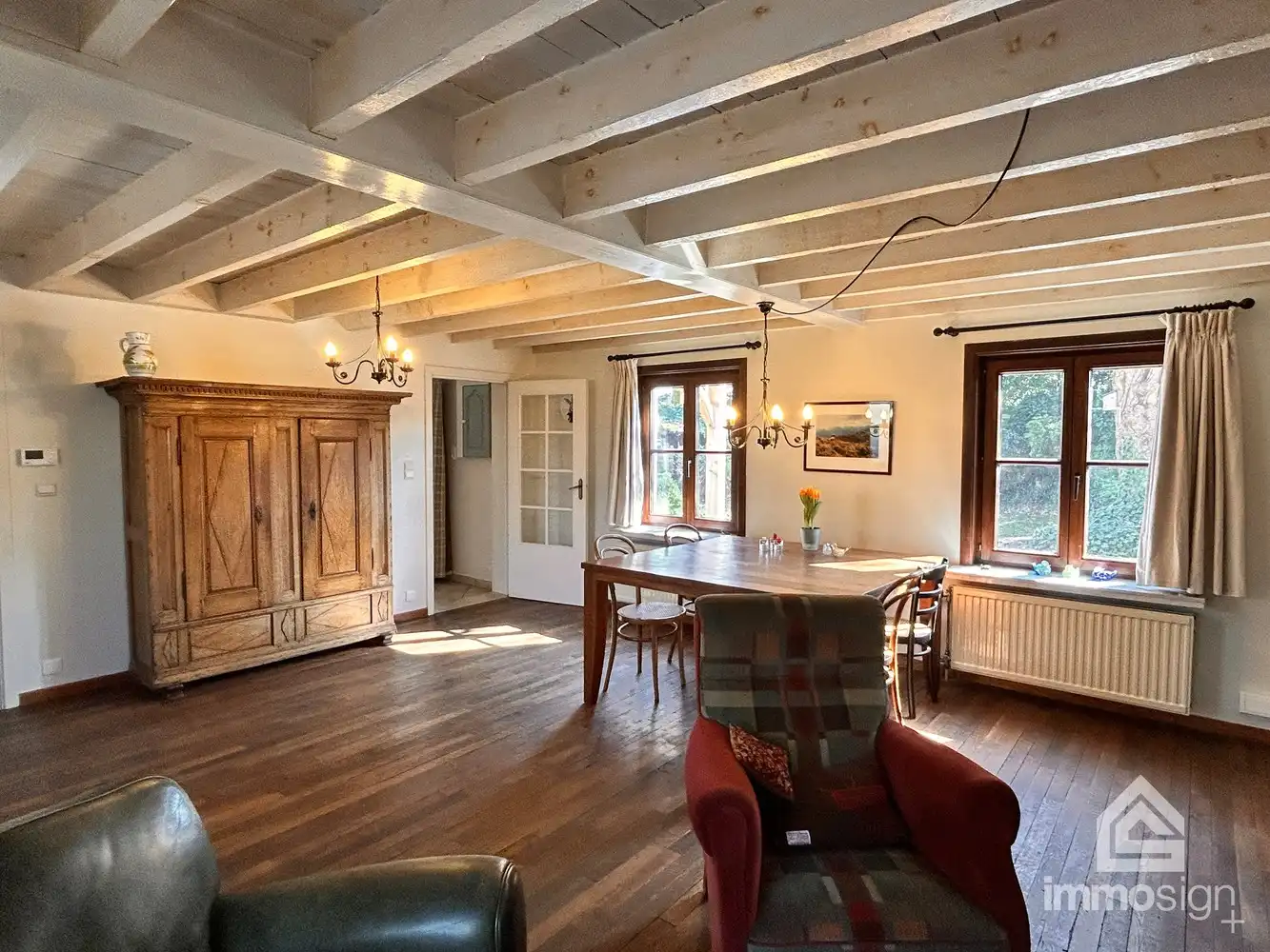 Landelijke gezinswoning in het groen met tal van troeven! foto 7