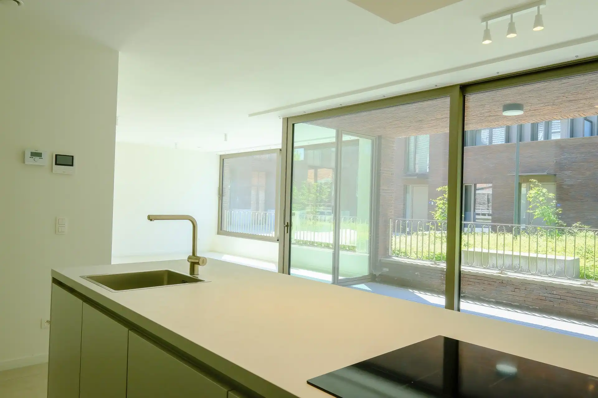 Nieuwbouwappartement met 2 slaapkamers in het charmante Oud-Rekem foto 4