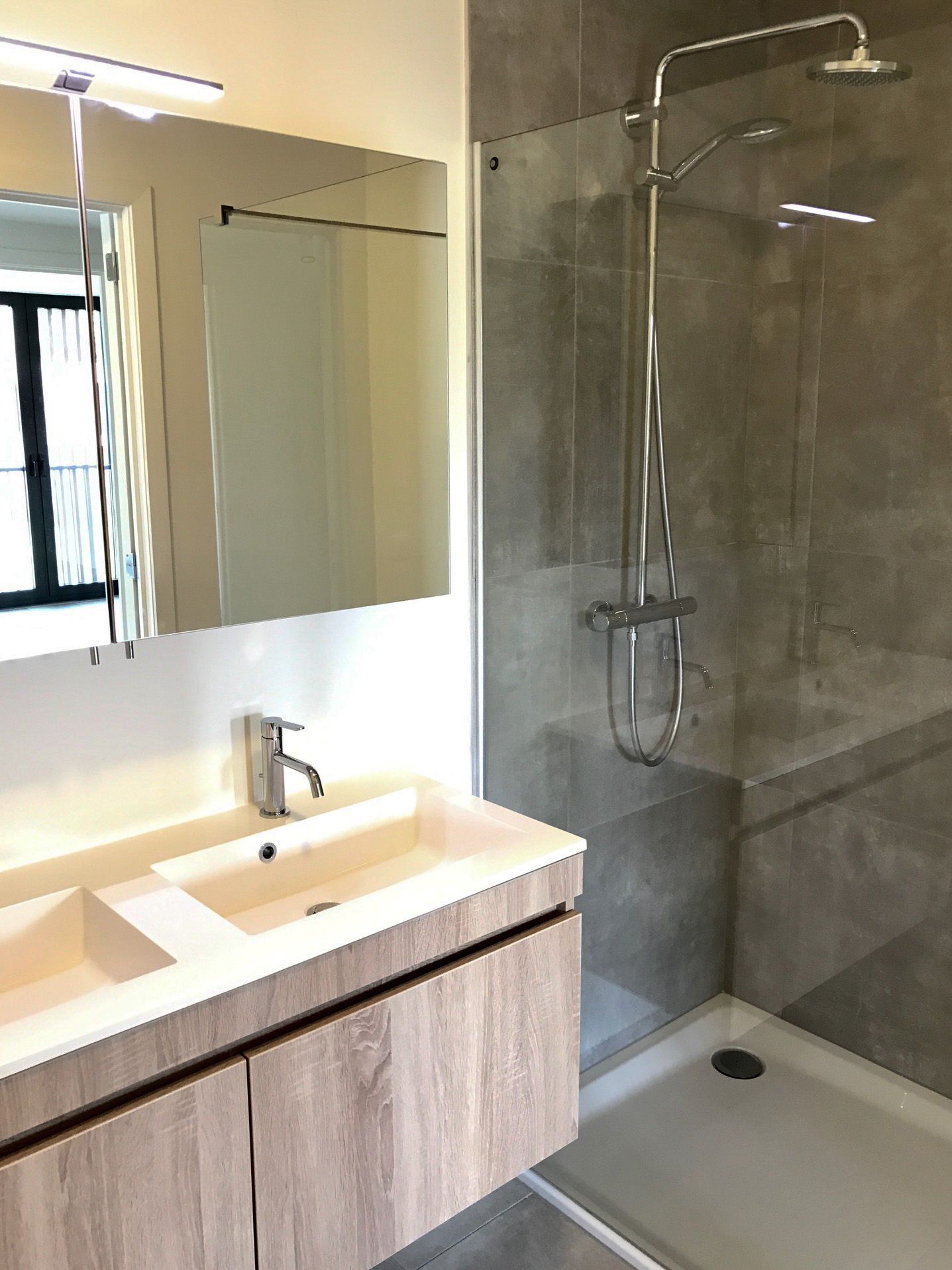 Licht energiezuinig nieuwbouwappartement op unieke site foto 6