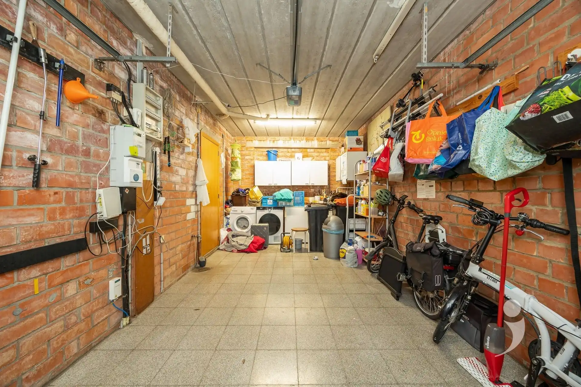 Ruime woning in een doodlopende straat! foto 23