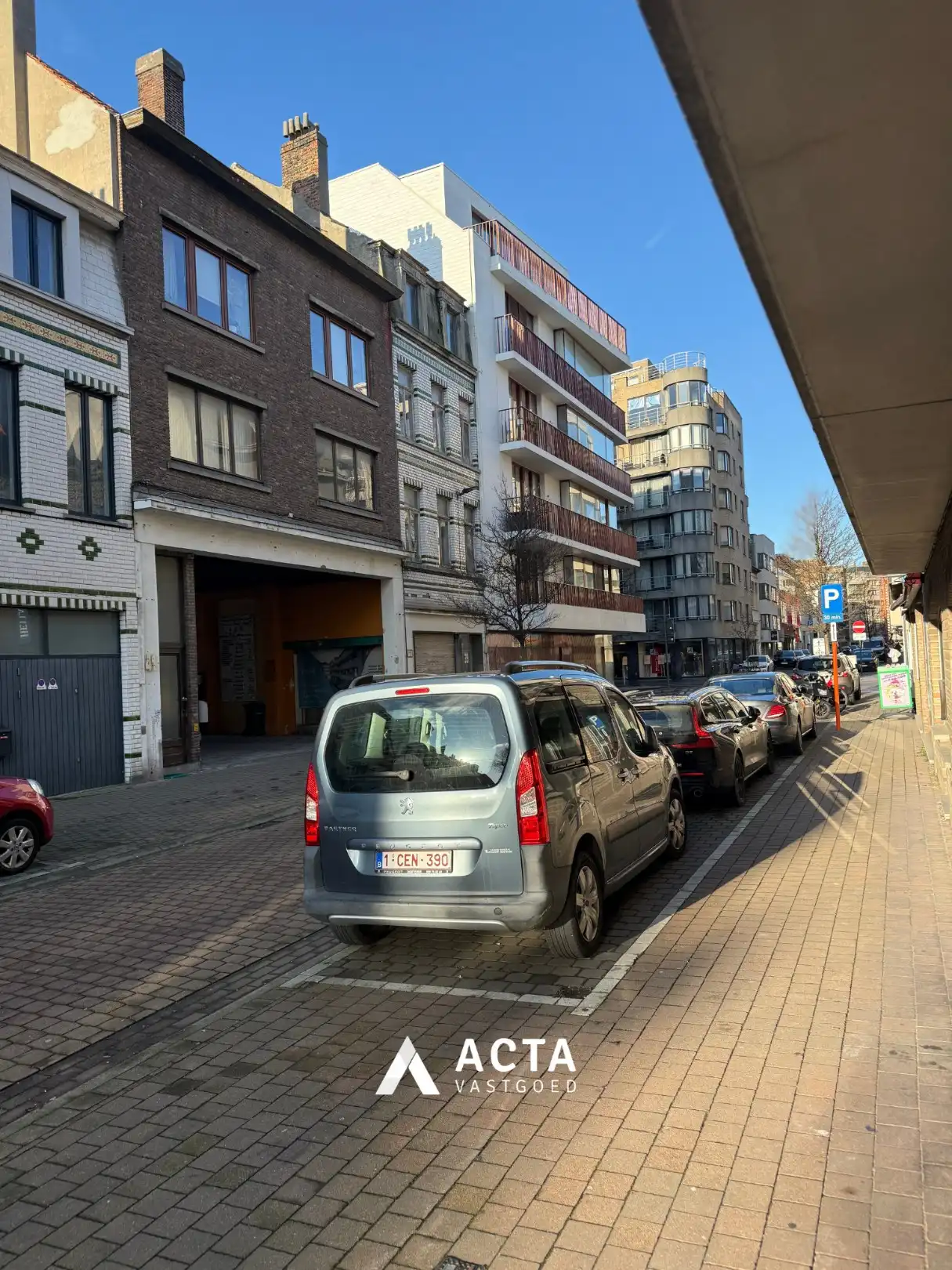 Centraal gelegen garagebox in Oostende foto 3