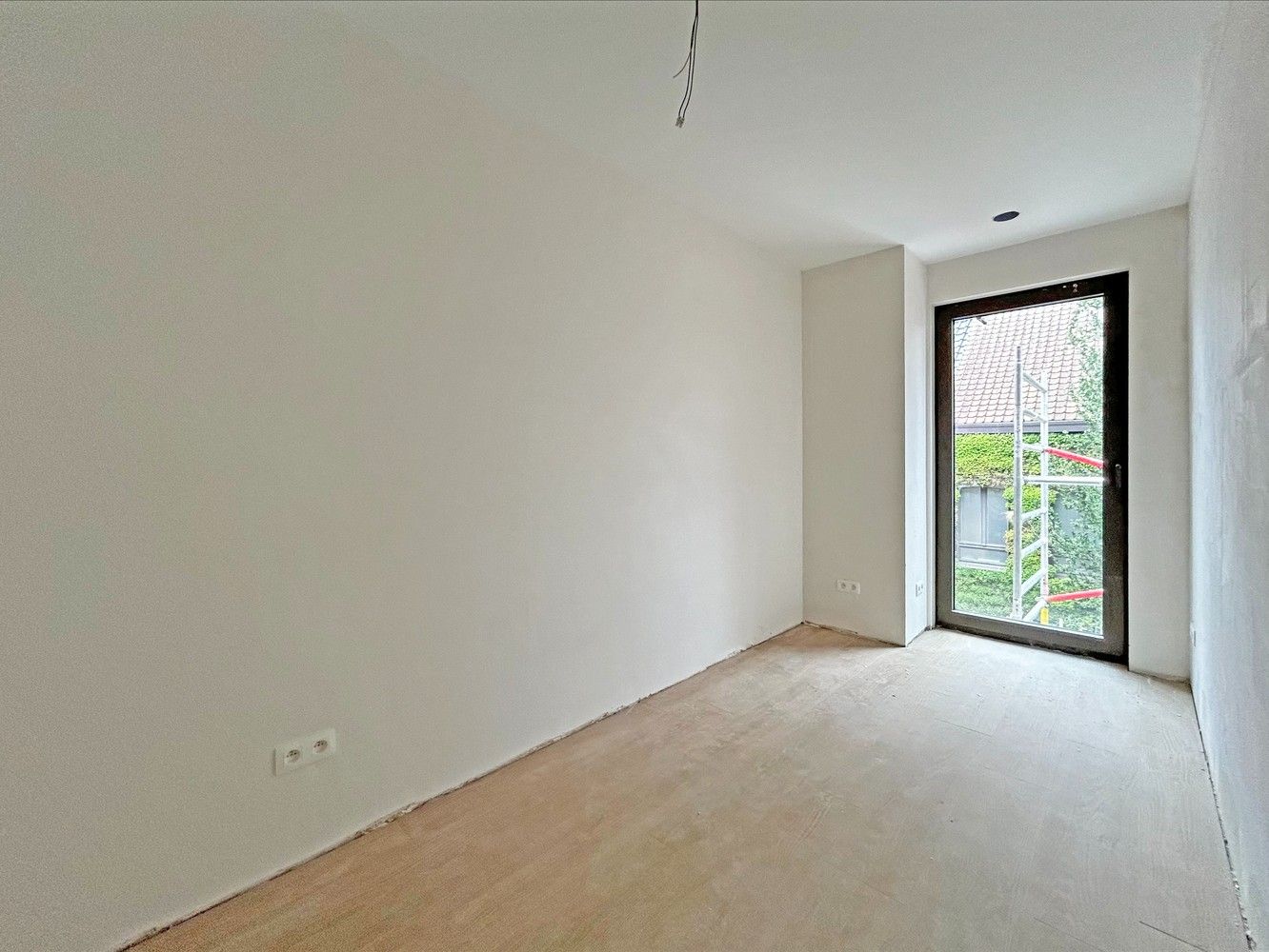 Nieuw 2 slaapkamer appartement met ruim terras in het centrum van Schoten! foto 11