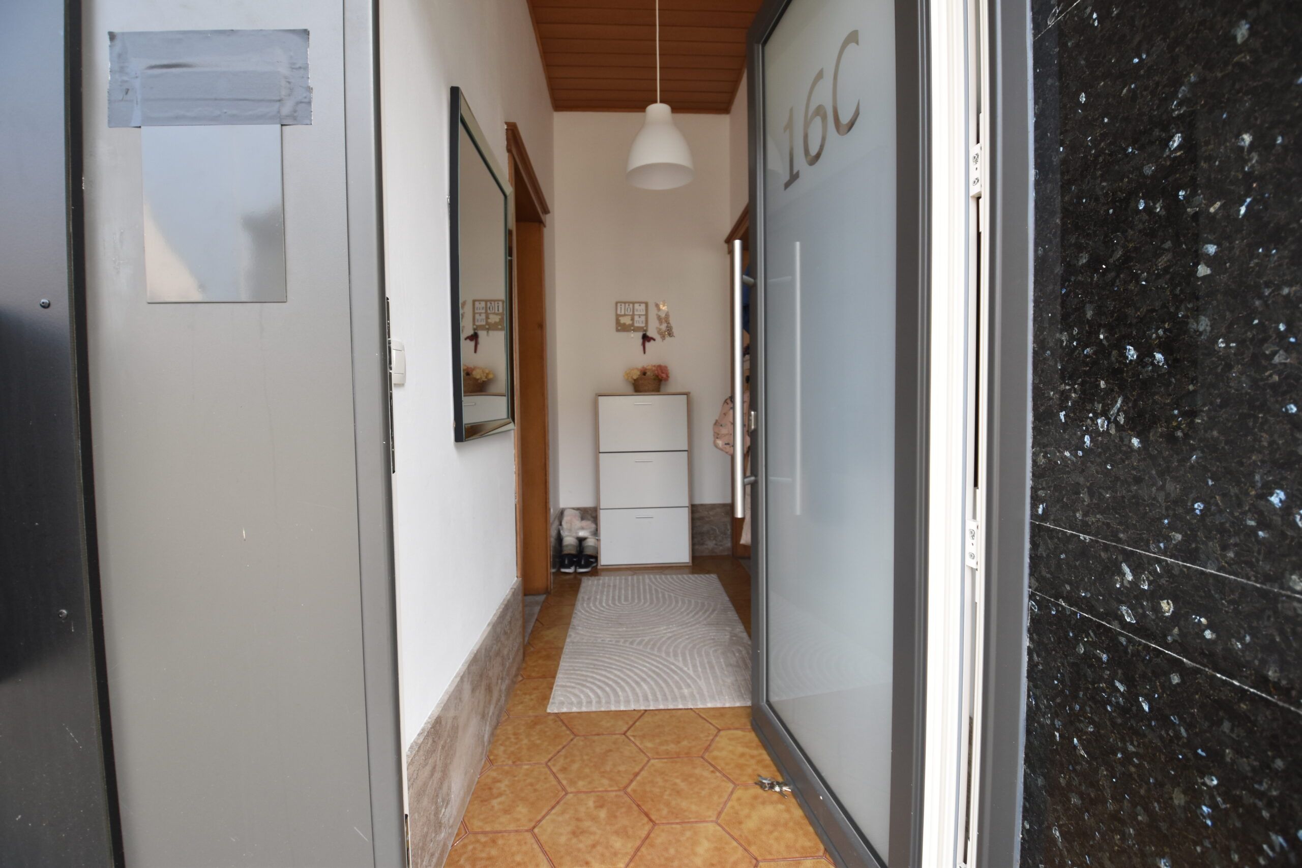 Unieke Vastgoedinvestering in hartje Sint-Niklaas foto 5