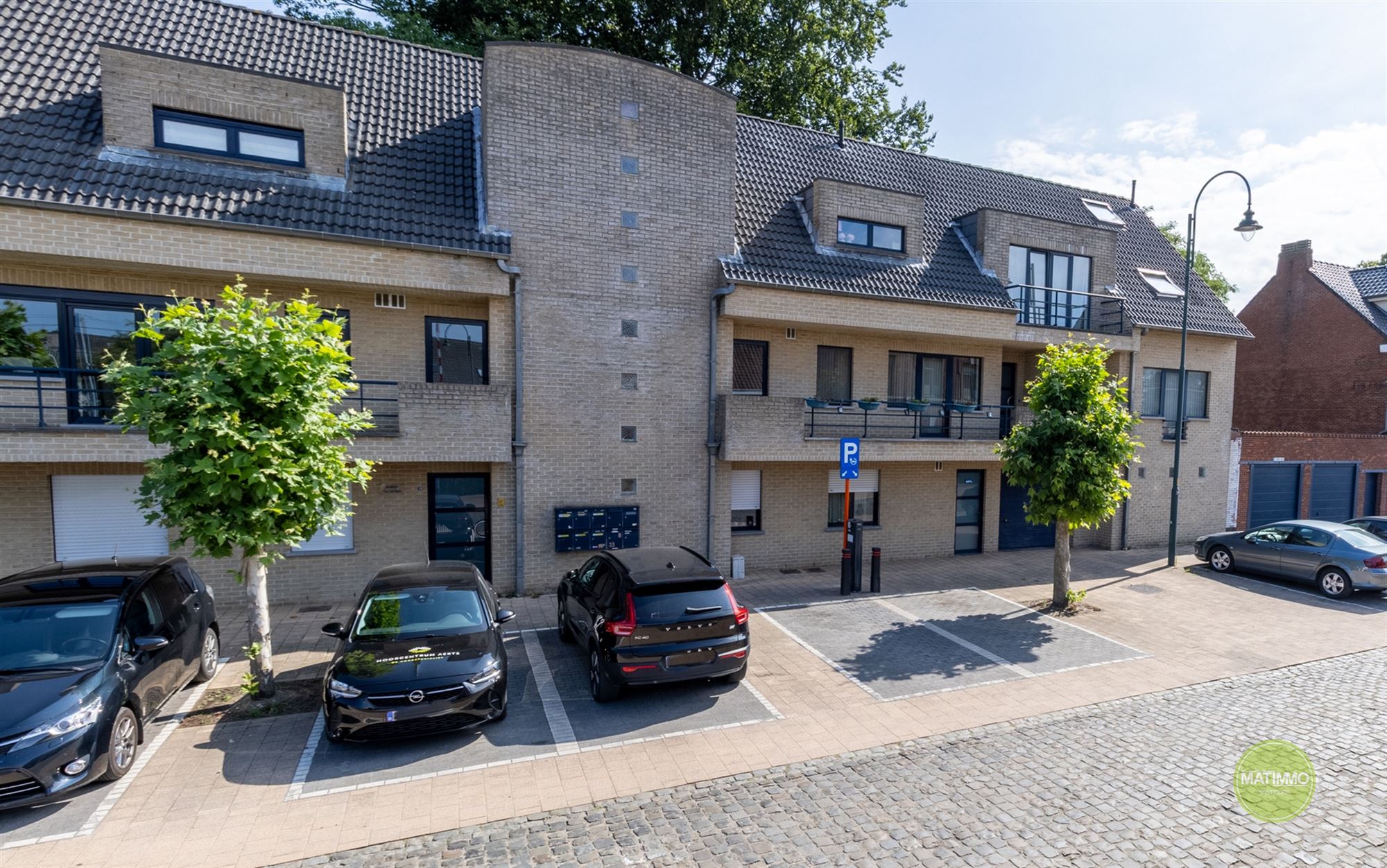 Instapklaar appartement met ruim overdekt terras in Balen foto 15