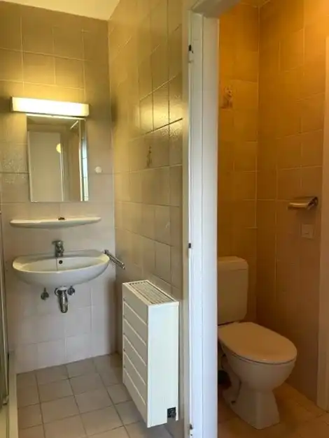 Ruime serviceflat in een groene oase foto 6