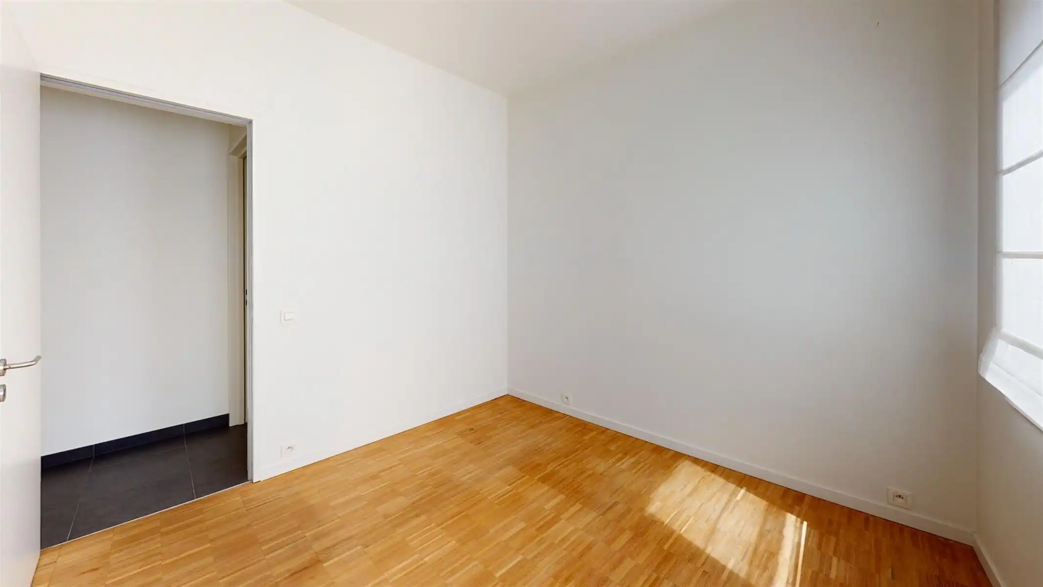 ANTWERPEN - Royaal appartement in een kleinschalig gebouw foto 10
