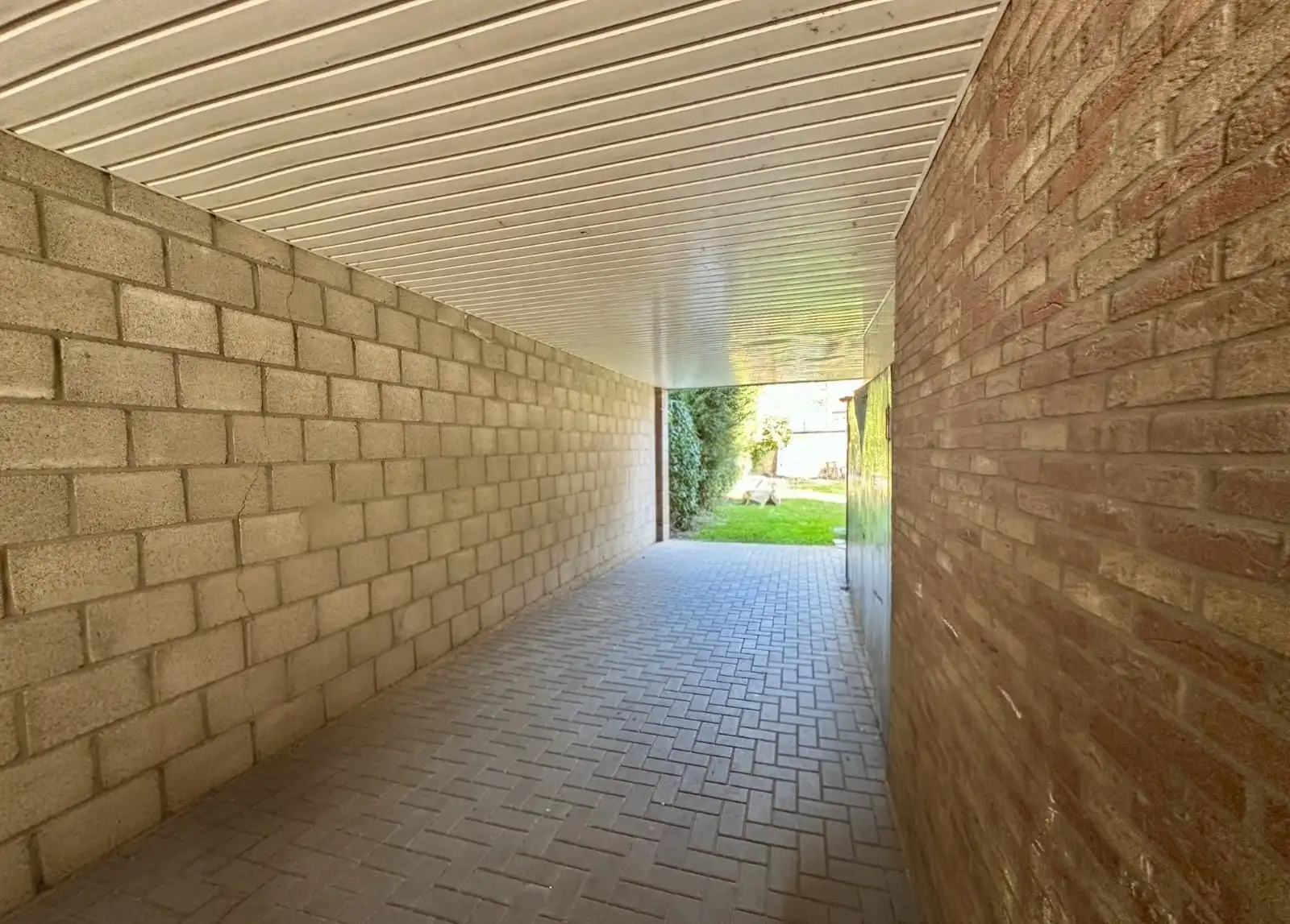 1-slaapkamerappartement op 1ste verdieping in Nieuwe Kempen/Genk foto 10