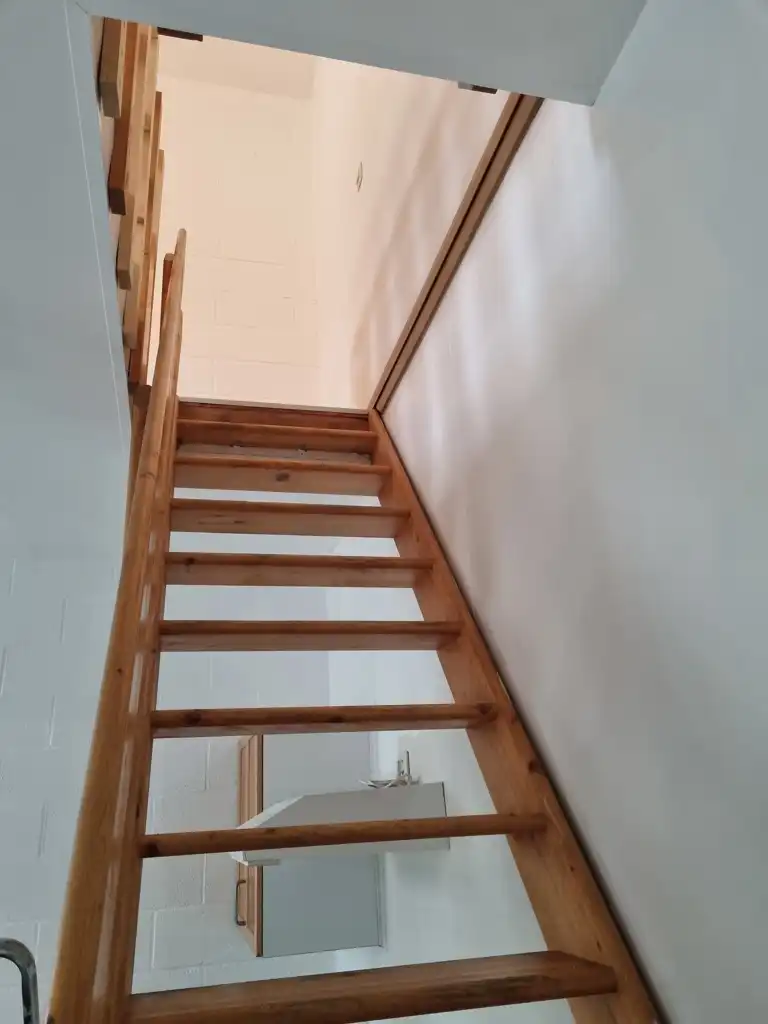Duplex studio in kleine rijwoning foto 6