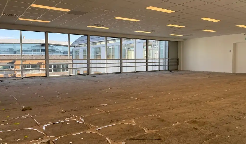 Gerenoveerde kantoren te huur in Axxes Business Park in Merelbeke foto 5