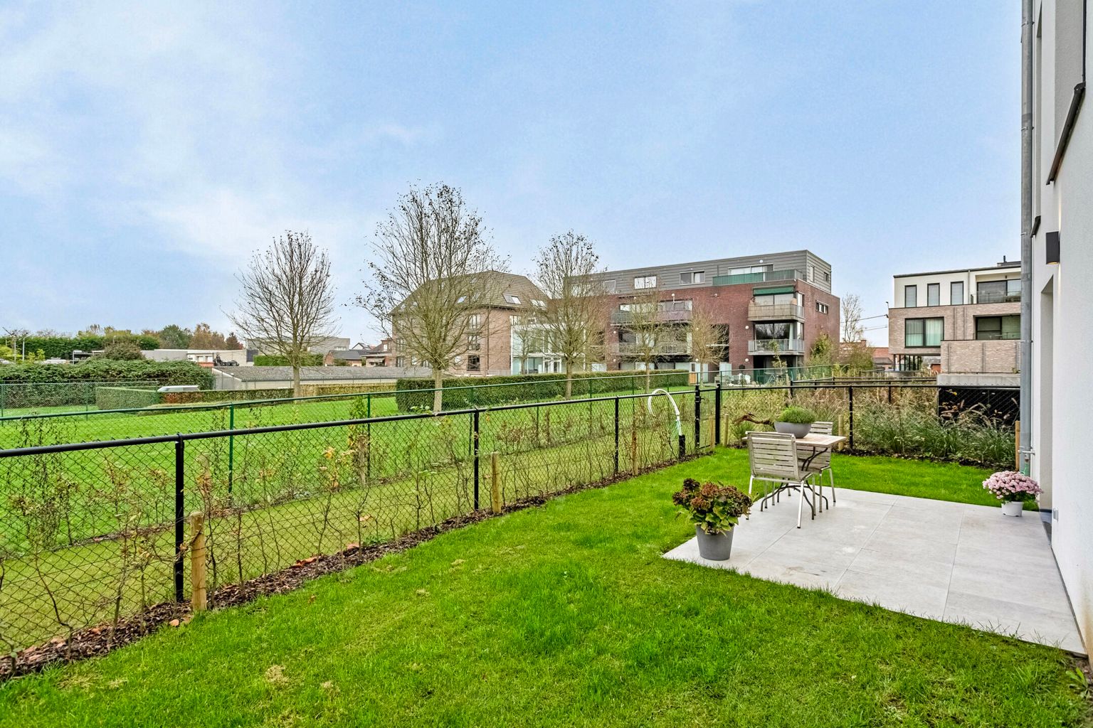 NIEUWBOUW APPARTEMENT MET EXTRA BERGING EN AUTO STAANPLAATS foto 26