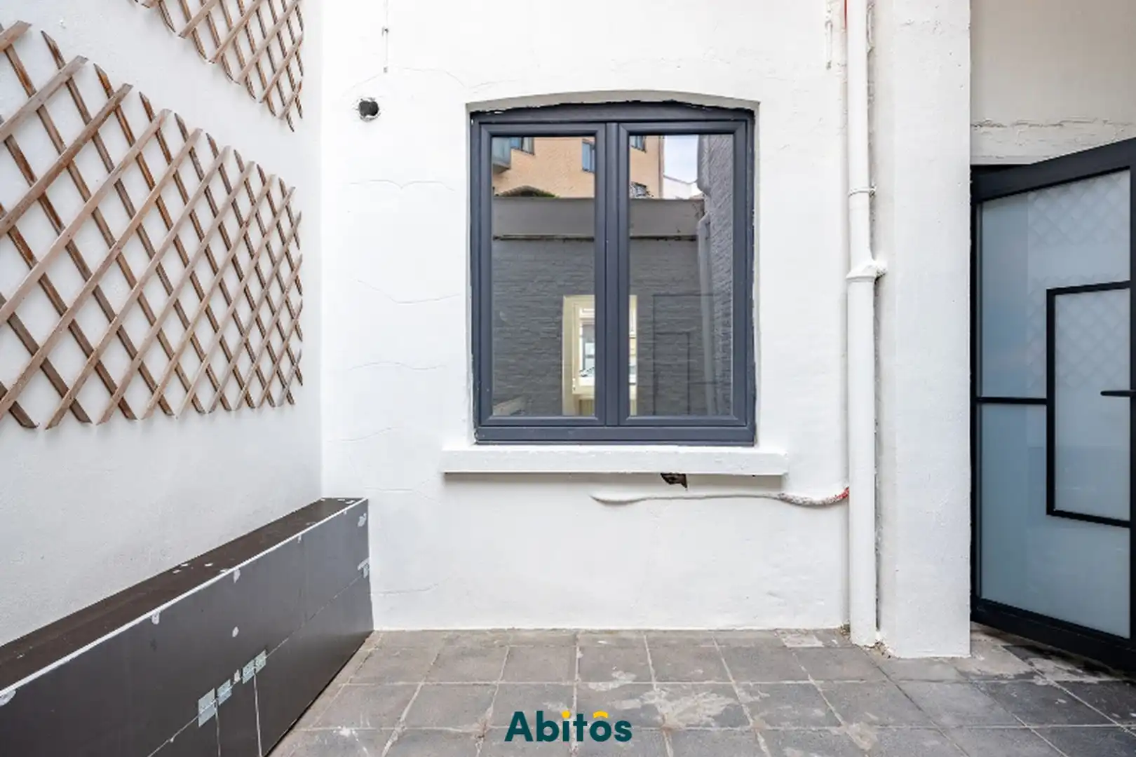 Gerenoveerde herenwoning met 4 slaapkamers en 2 badkamers foto 4