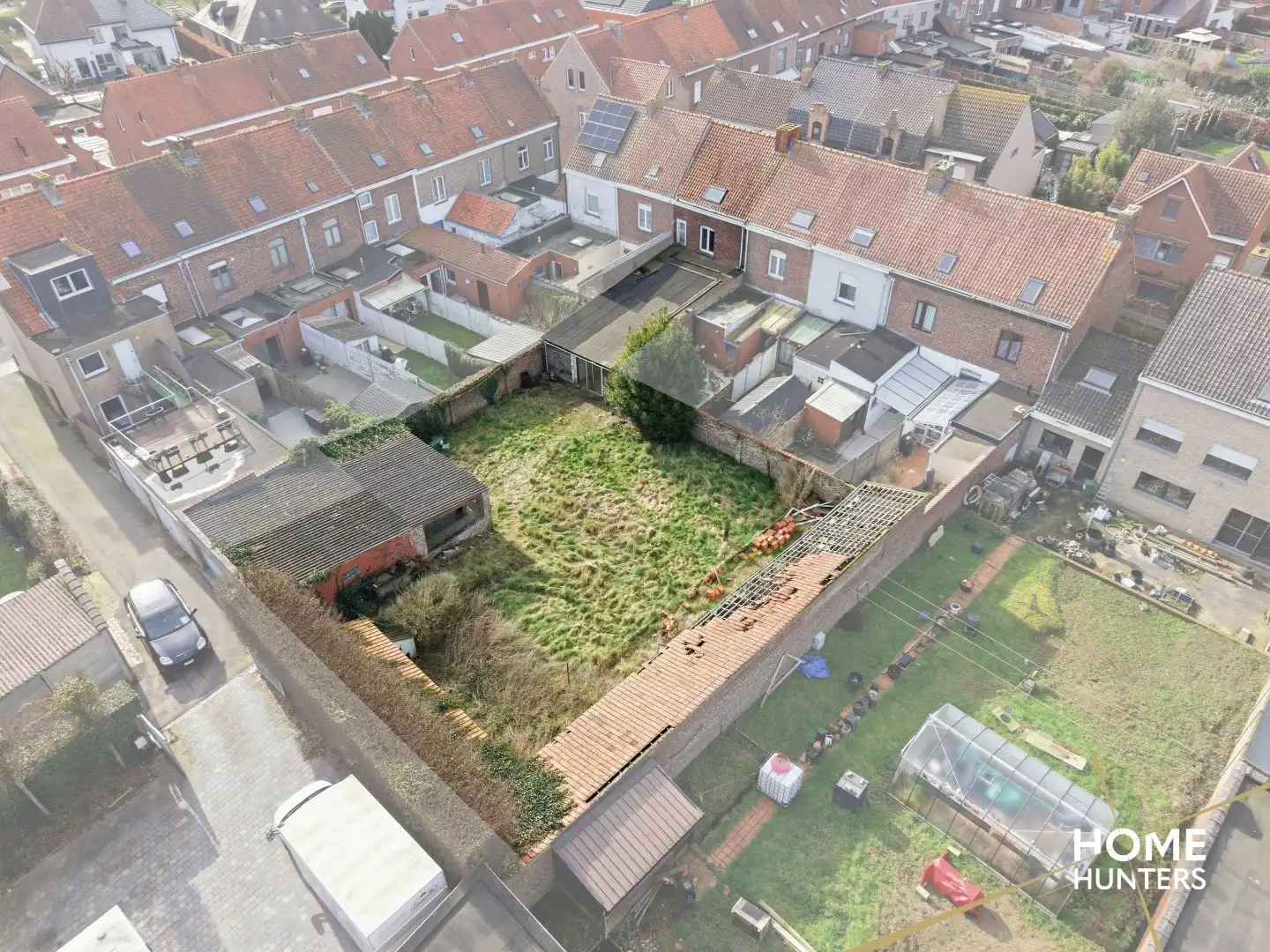Karaktervolle renovatiekans op topligging in Ieper – 4 slaapkamers, ruime tuin en garage met achteruitgang foto 7