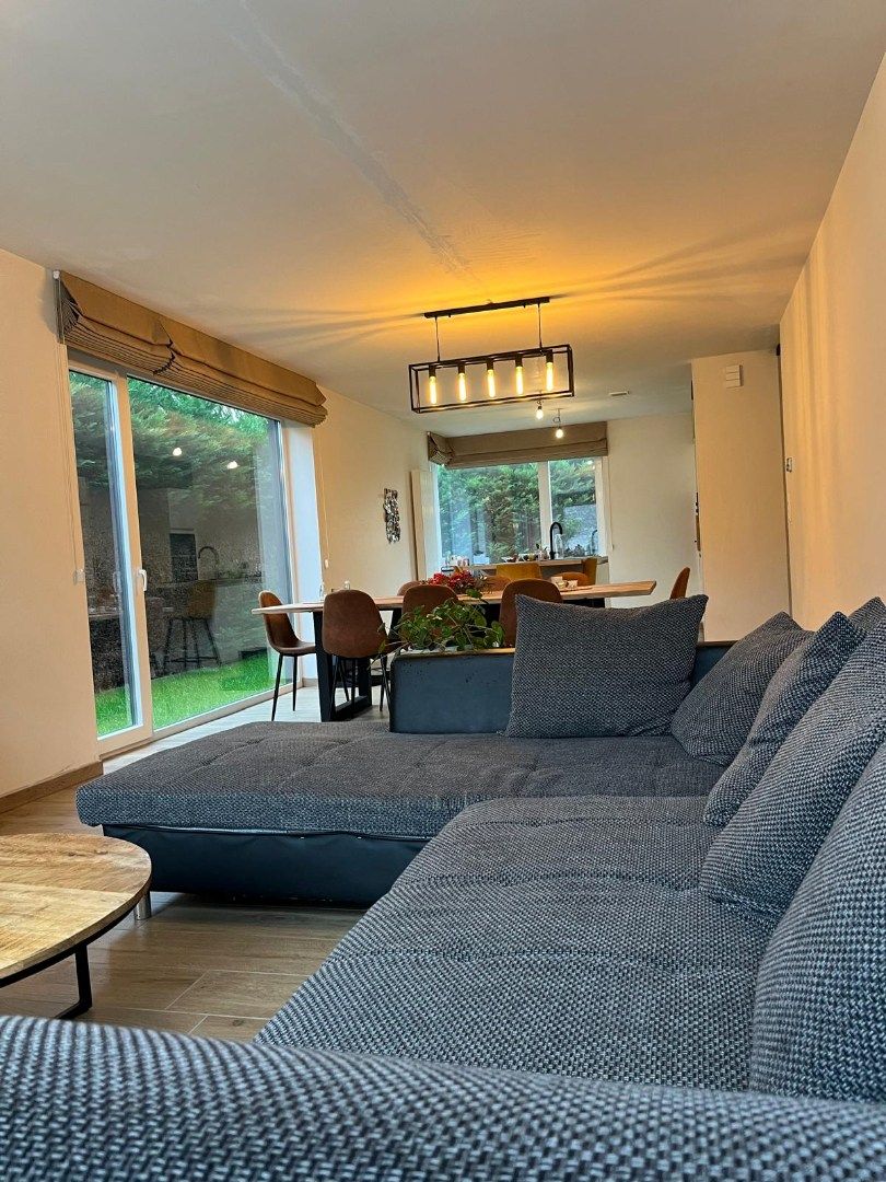 Energiezuinige Half Open  met garage foto 8