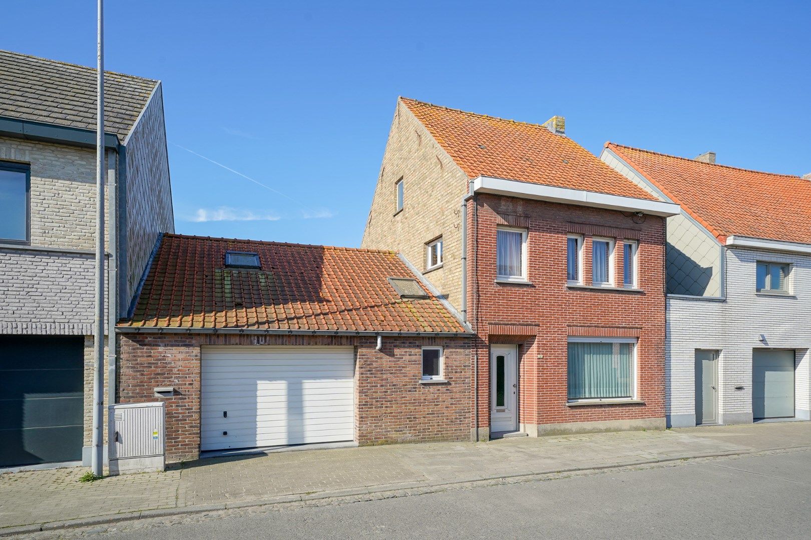 Ruime woning met garage en zonnige tuin tussen Oudenburg en Zandvoorde foto 18