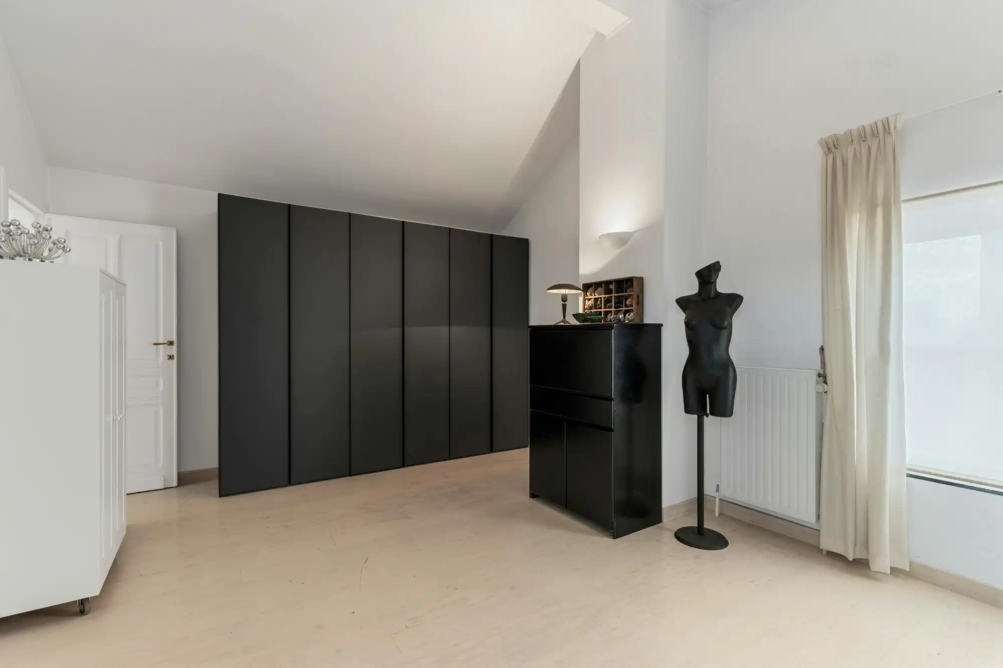 Luxueuze villa met zwembad en handelsruimte te Beverst foto 12