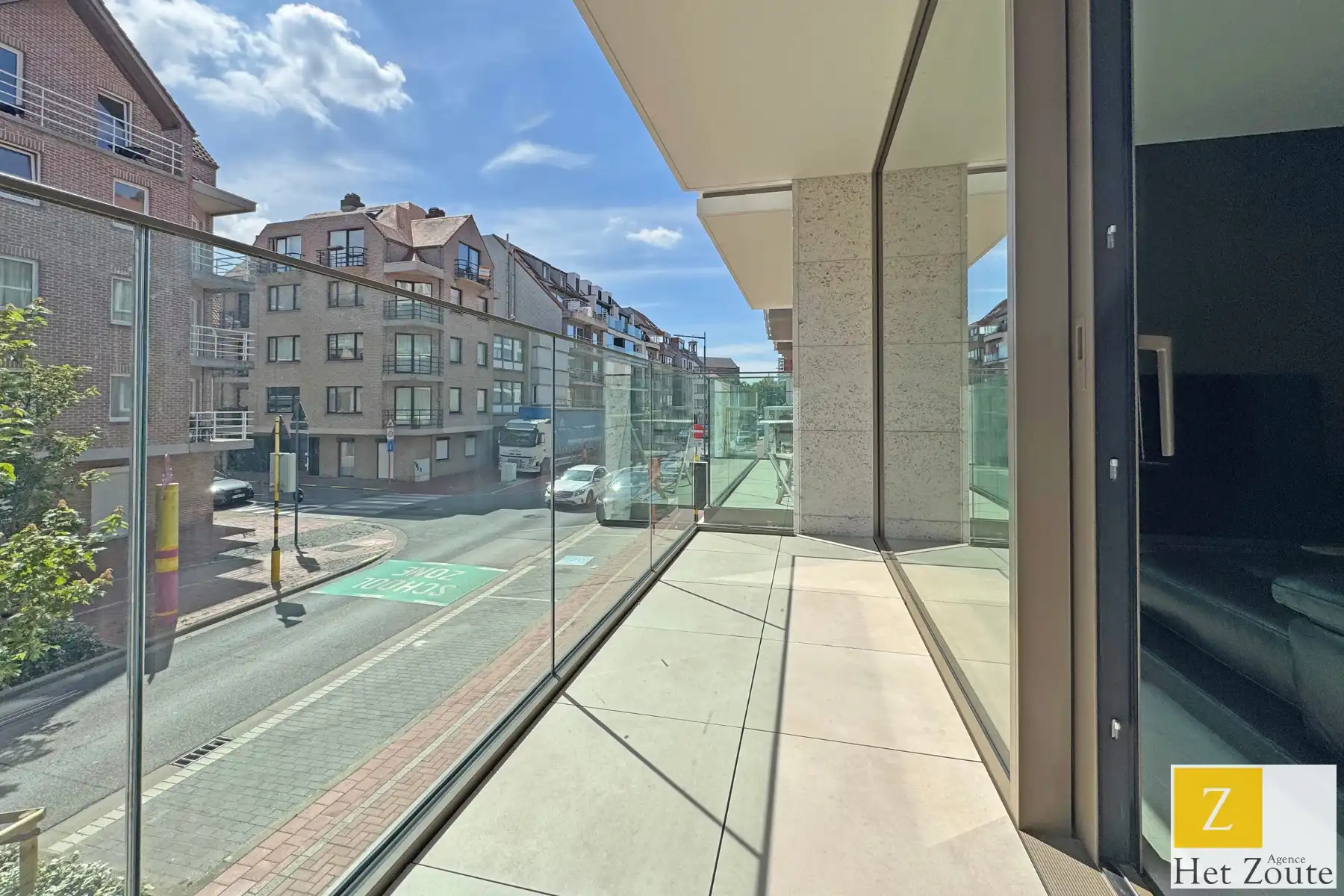 Appartement op toplocatie met aangenaam terras foto 2