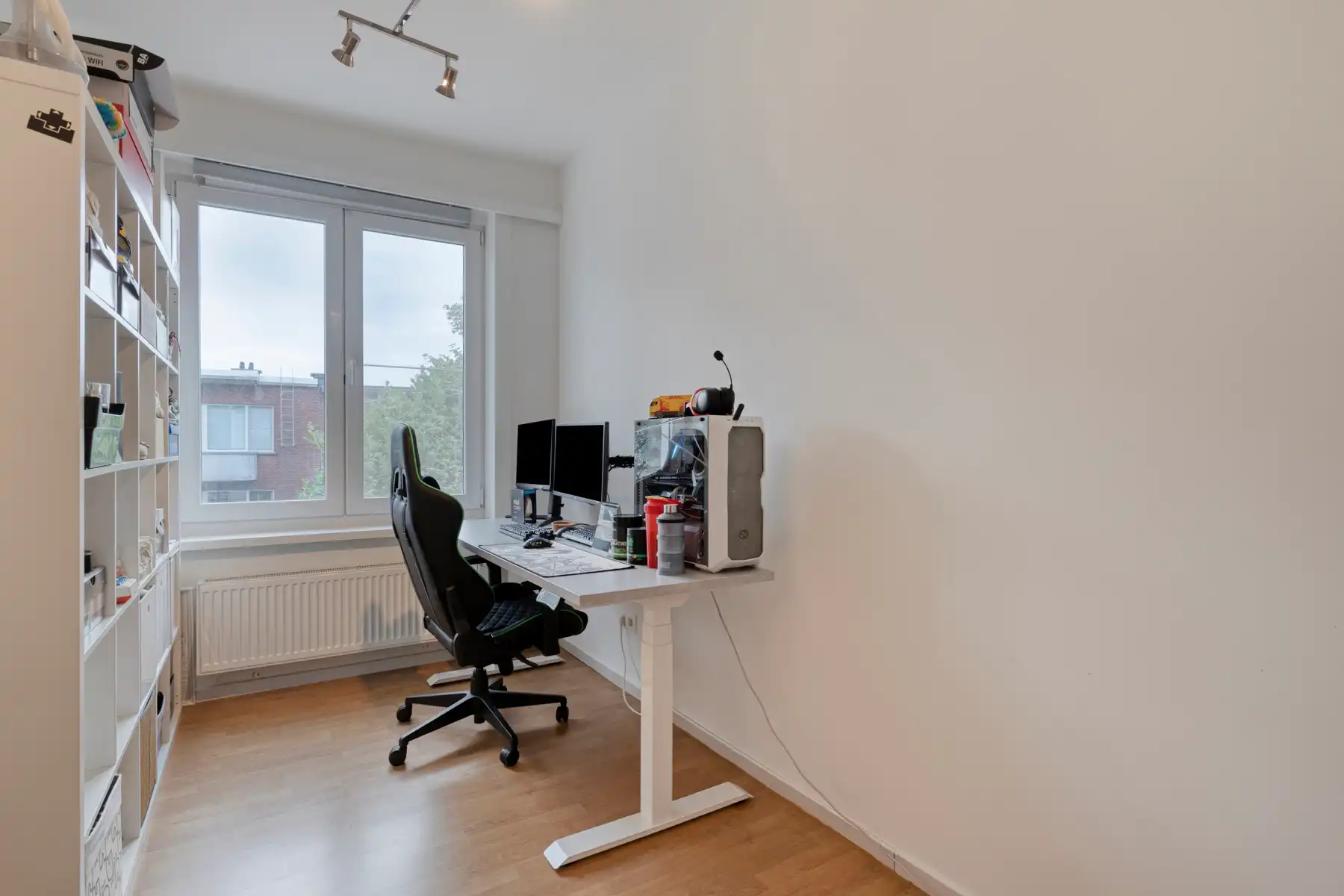 Instapklaar appartement met twee slaapkamers in Berchem. foto 11