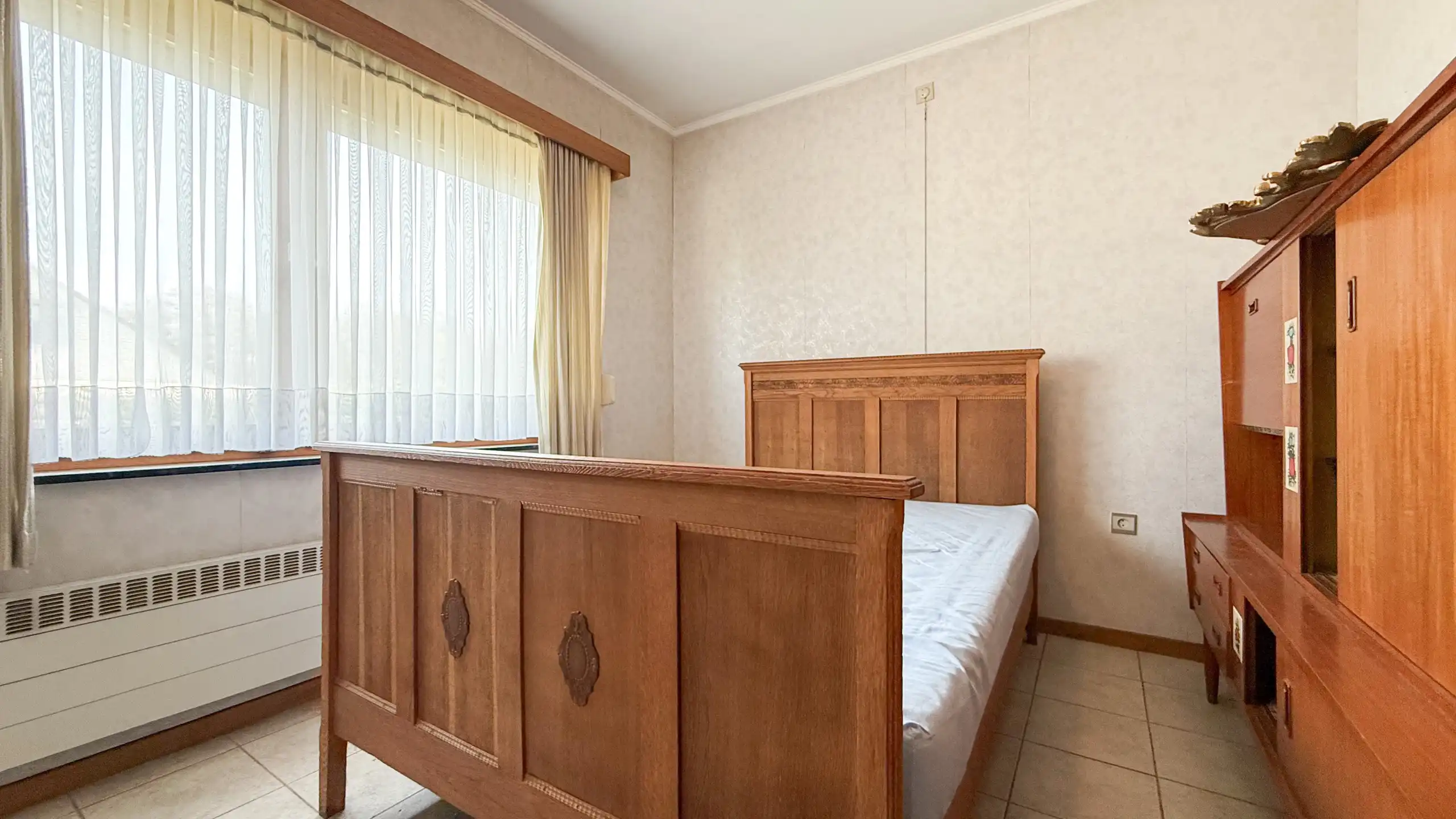 Rustig gelegen bungalow op zeer ruim perceel in Heusden! foto 14