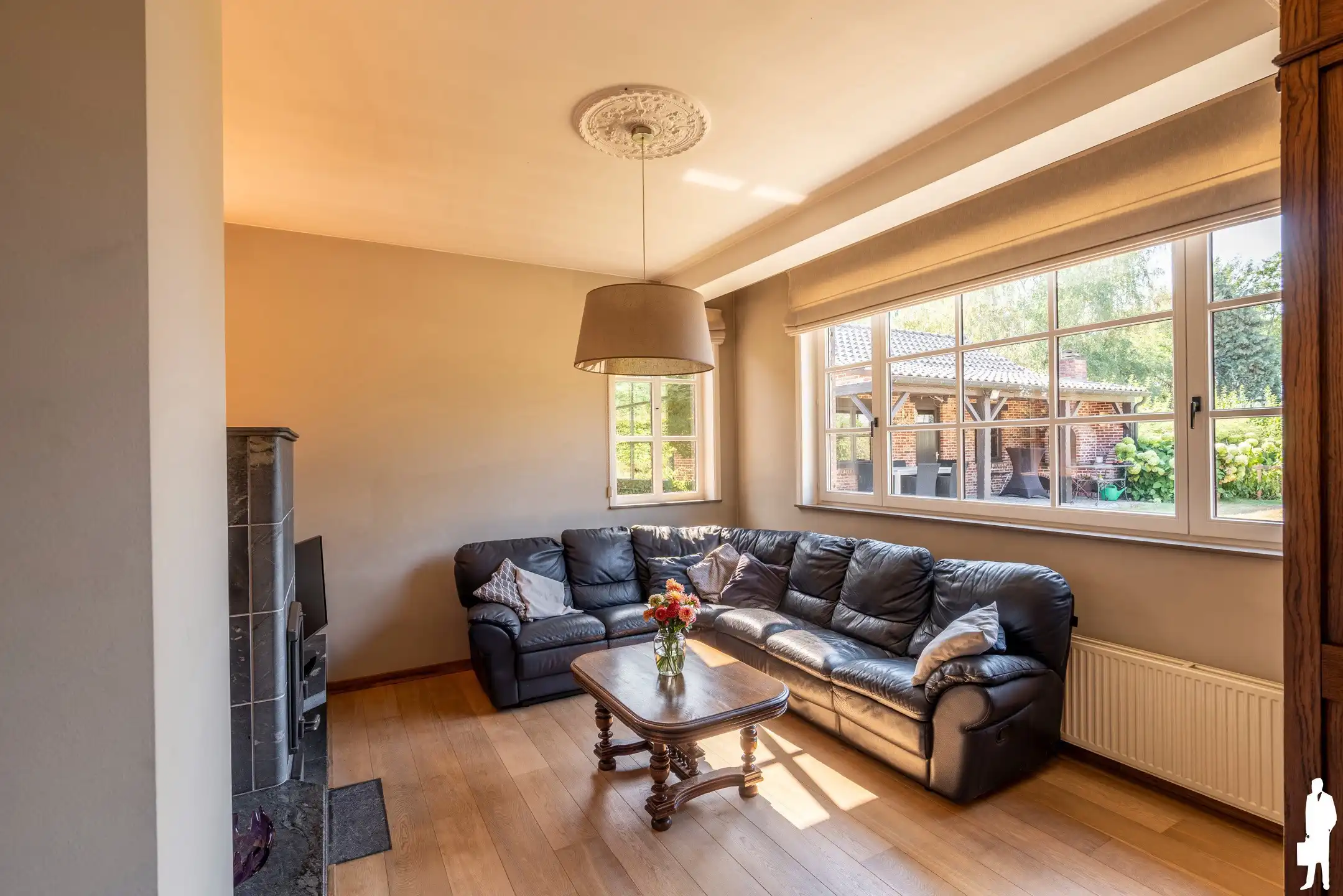Uniek gelegen woning midden in agrarisch gebied; 3.435 m² foto 5