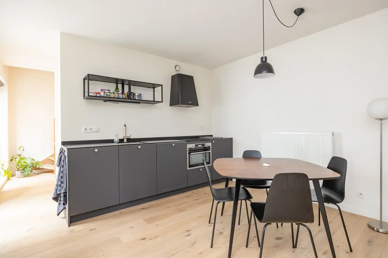 Rustig gelegen duplexappartement van 71 m² met terras en private toegang nabij het Eilandje foto 3