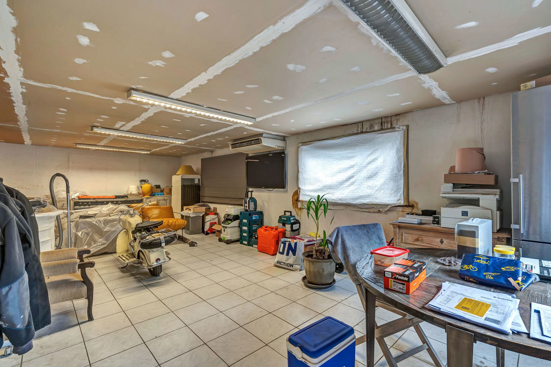 Loods (600m²)  met woonmogelijkheid op rustige locatie foto 14