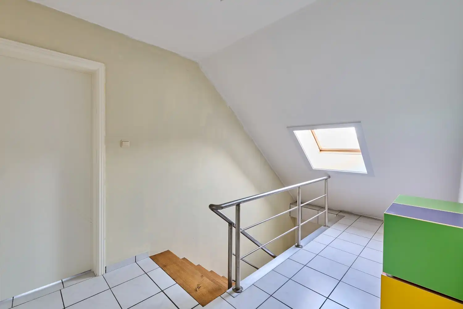 Heel goed onderhouden landhuis met inpandige garage en 3 ruim bemeten slaapkamers in landelijke omgeving foto 18