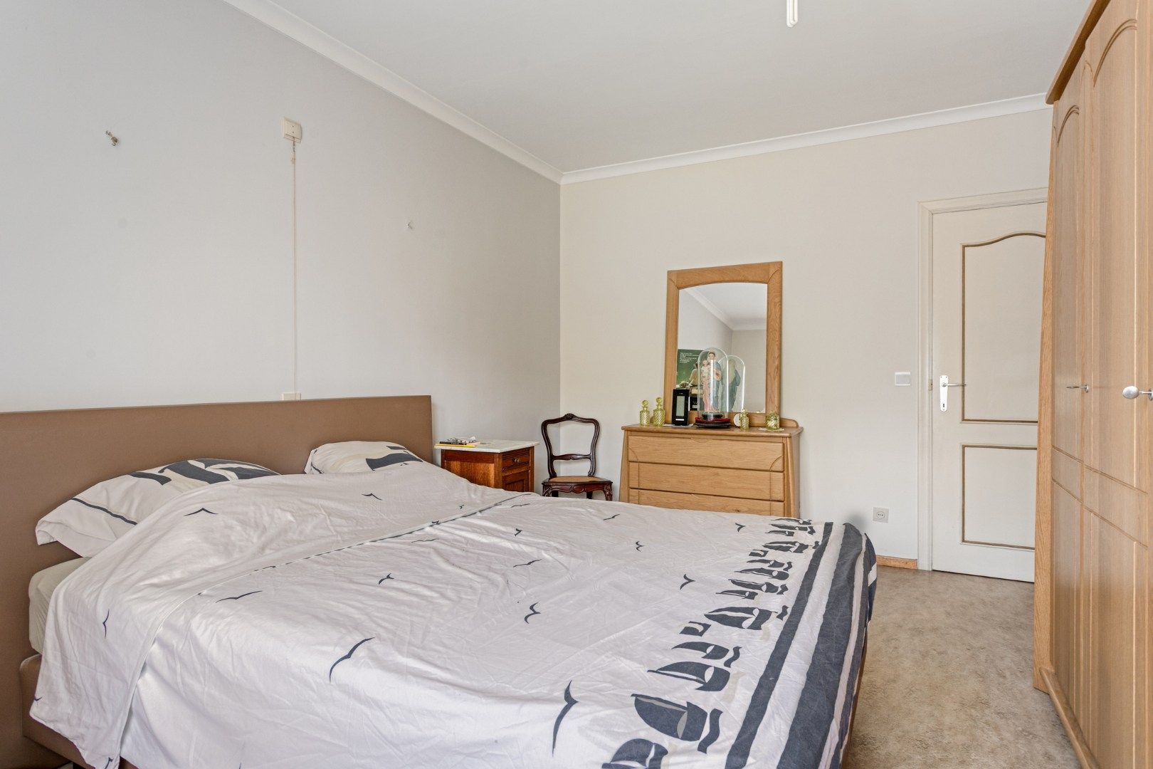 Mooi, uiterst lichtrijk appartement in het hart van Wevelgem! foto 12