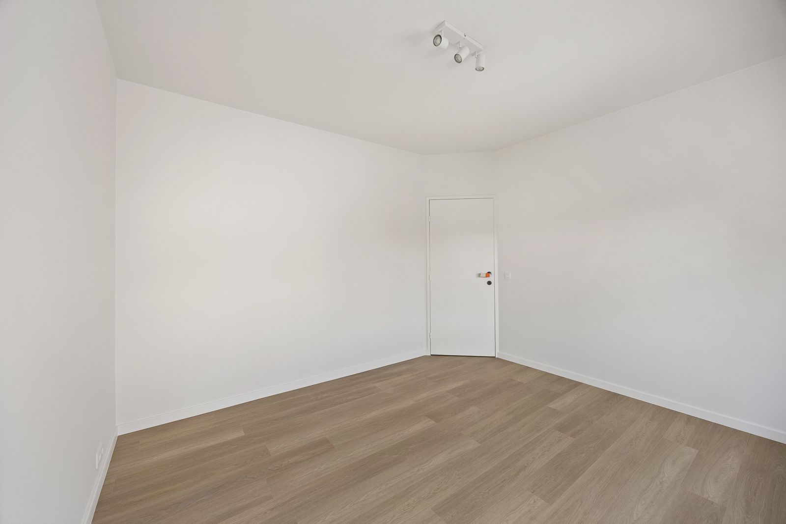 Instapklaar, energiezuinig appartement met 2 slaapkamers en garagebox foto 14