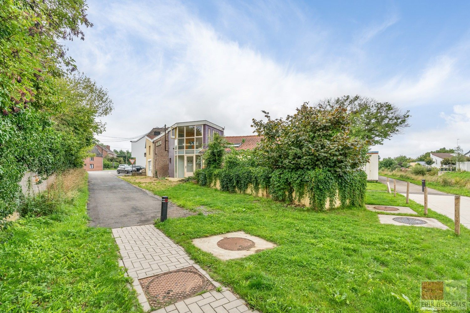 Gedeeltelijk gerenoveerde woning dat kan dienst doen als kangoeroe-woning. foto 26