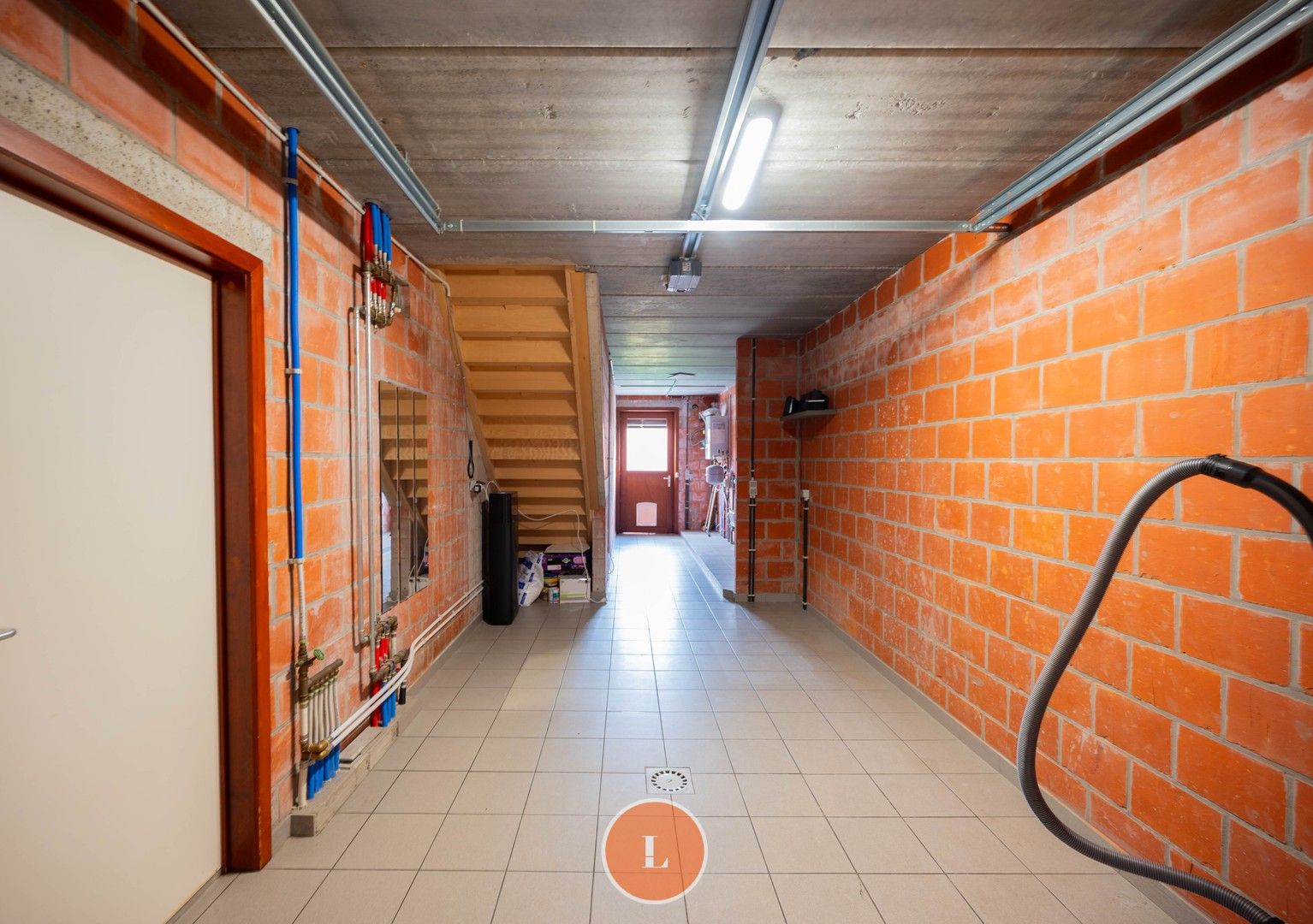 Instapklare woning met 3 slaapkamers en garage in Menen! foto 23