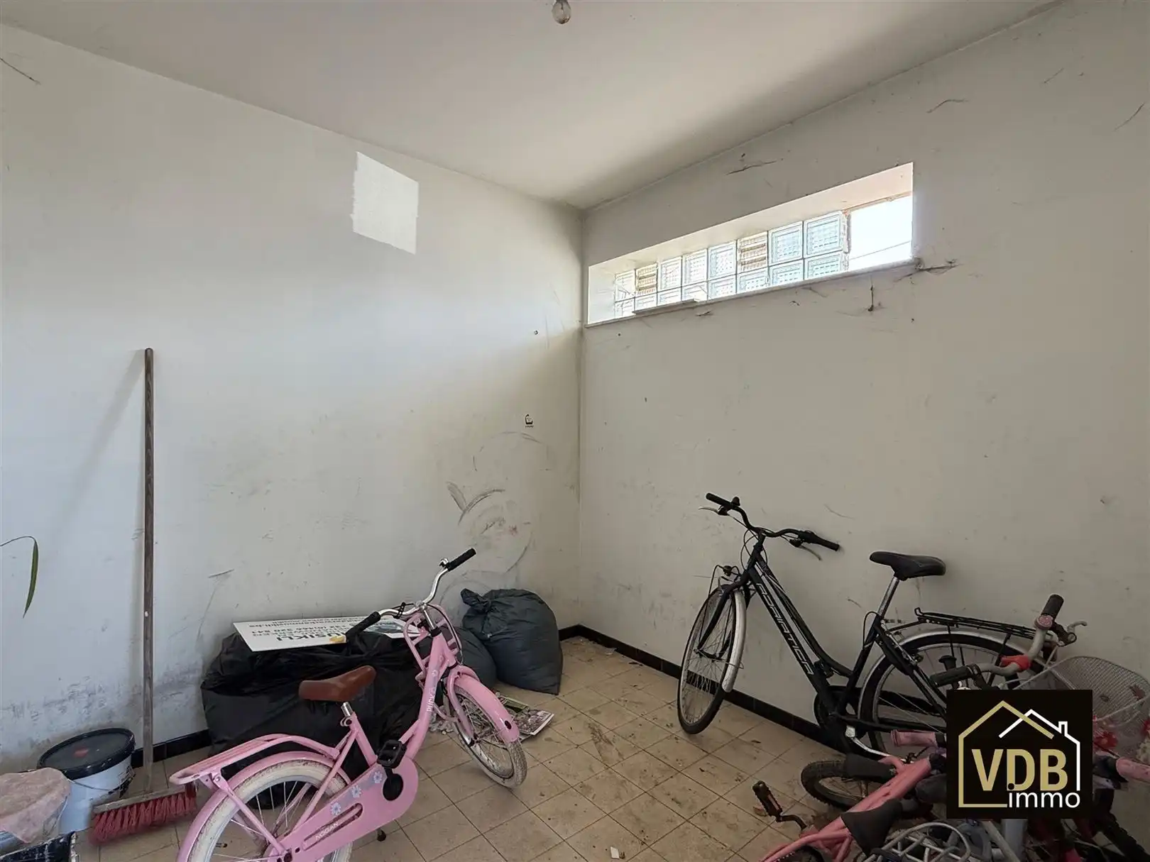 GERENOVEERD APPARTEMENT - 2 SLAAPKAMERS foto 34