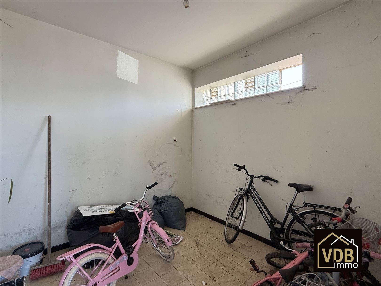 GERENOVEERD APPARTEMENT - 2 SLAAPKAMERS foto 34