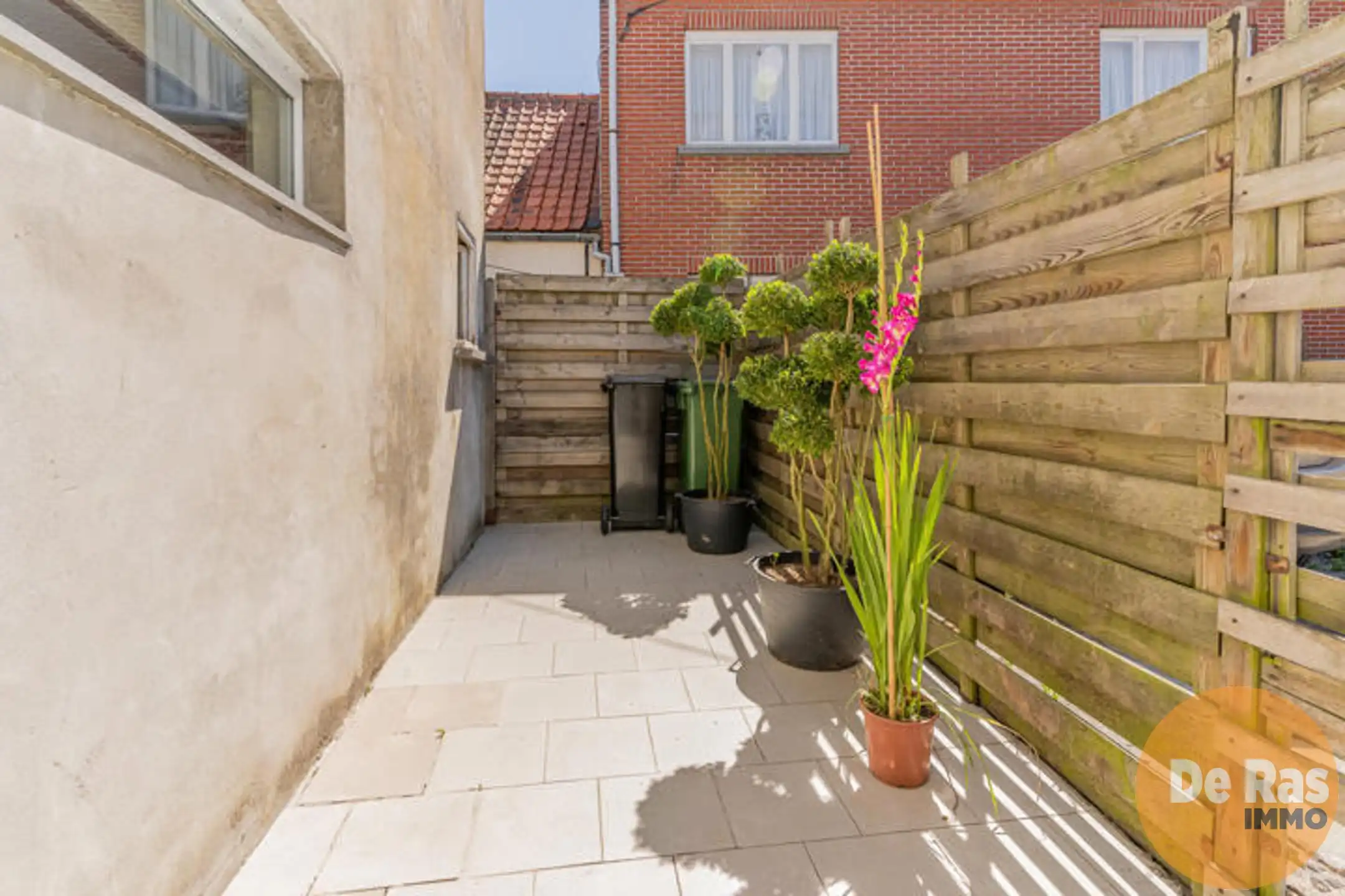 LEDE instapklare starterswoning met terras nabij centrum  foto 17