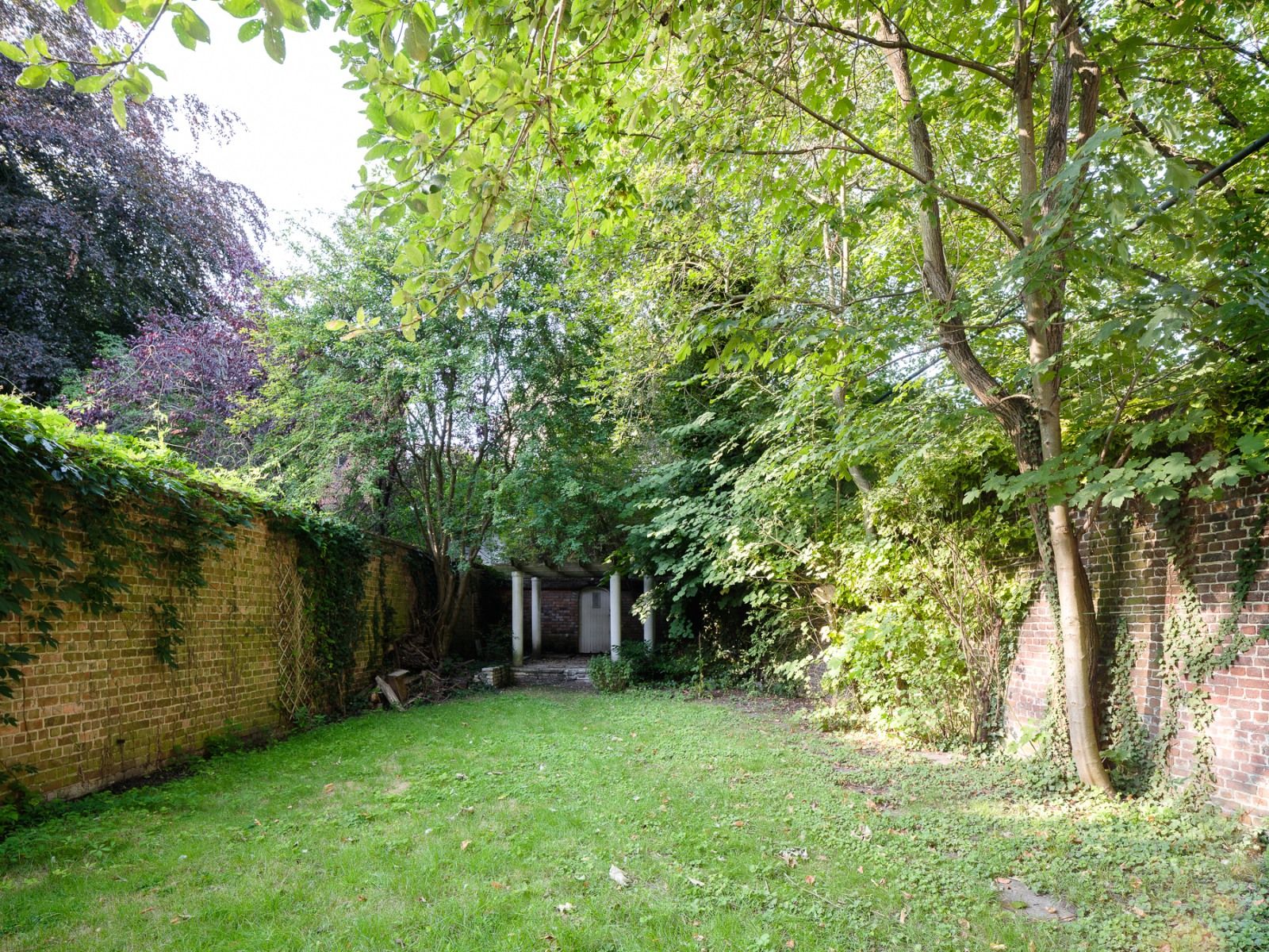 2 slpk appartement met grote tuin vlakbij Zuid Gent-centrum foto {{pictureIndex}}