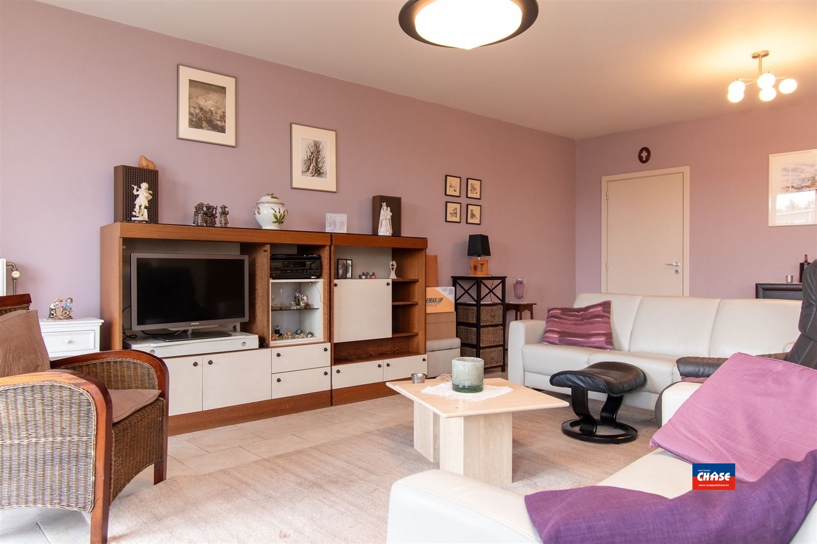 Zeer ruim appartement met 2 grote slaapkamers, mooi terras en ondergrondse autostaanplaats foto 6