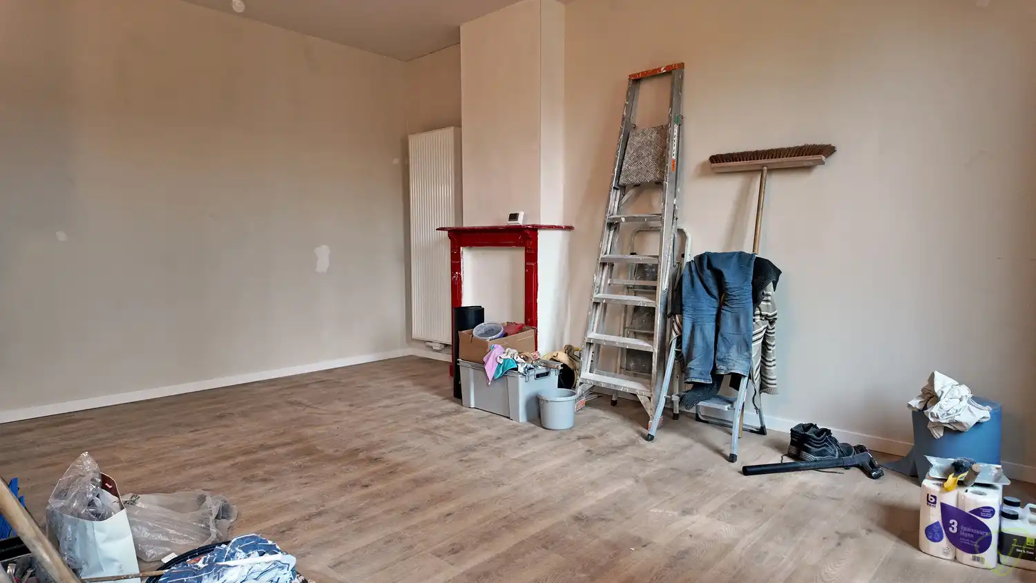 Gerenoveerde woning met centrale ligging te Eeklo! foto 7