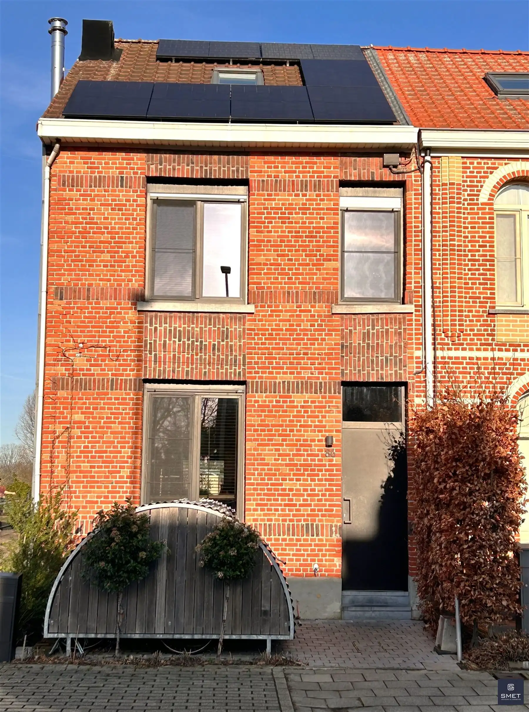 RUIME INSTAPKLARE WONING MET 3 SLPKS EN BUREEL OP PRACHTIG PERCEEL foto 14