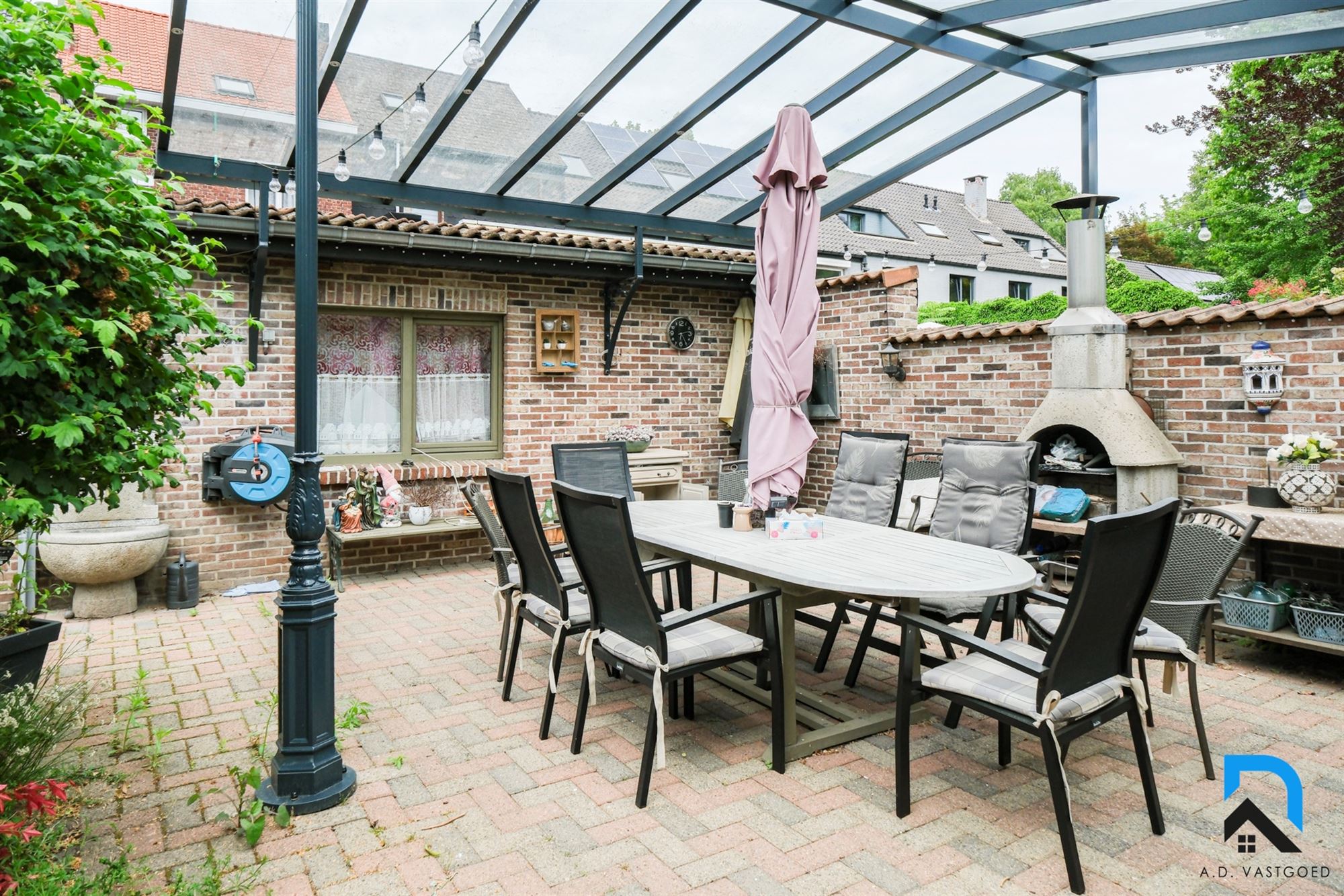 Ruime woning op absolute toplocatie foto 2